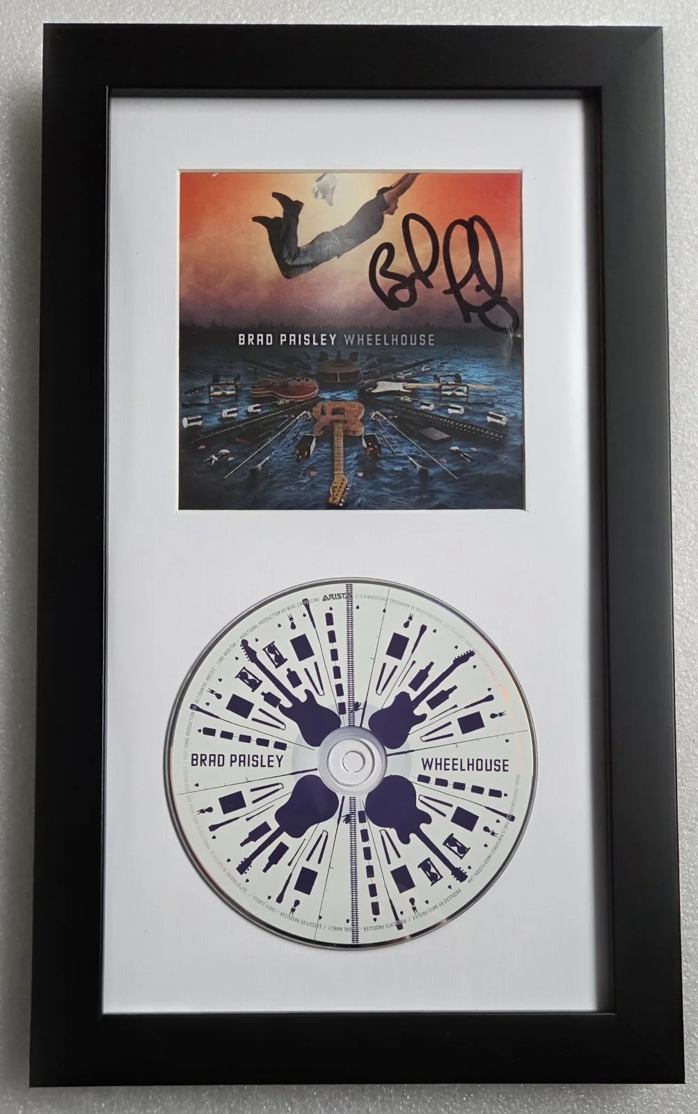 BRAD PAISLEY CD DISPLAY AUTOGRAPHED BECKETT BAS COA SIGNED MUSIC PRESENT GIFT, image 2