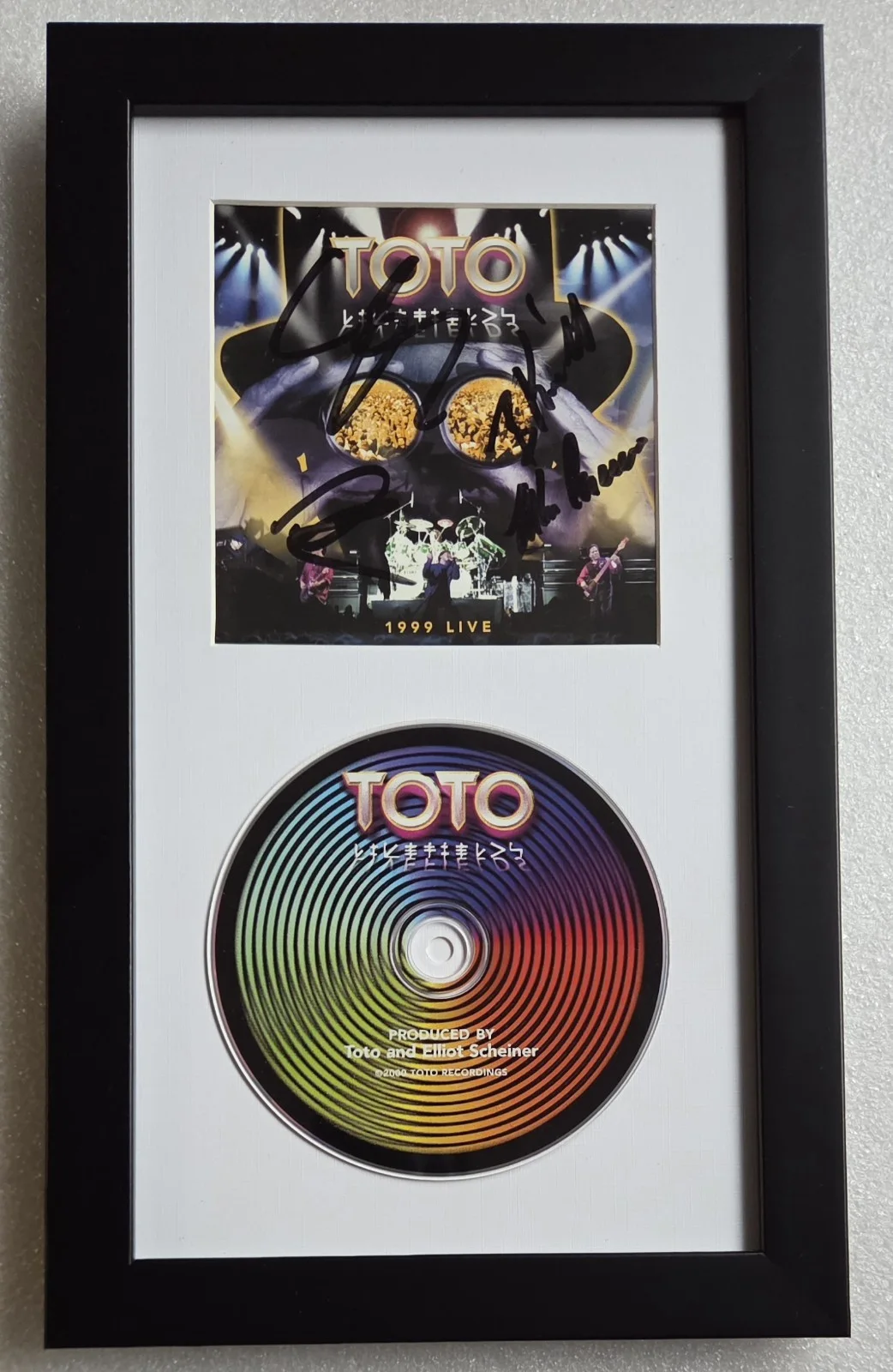 TOTO AUTOGRAPHED CD DISPLAY BECKETT BAS LOA COA SIGNED BOBBY STEVE PRESENT GIFT, image 2