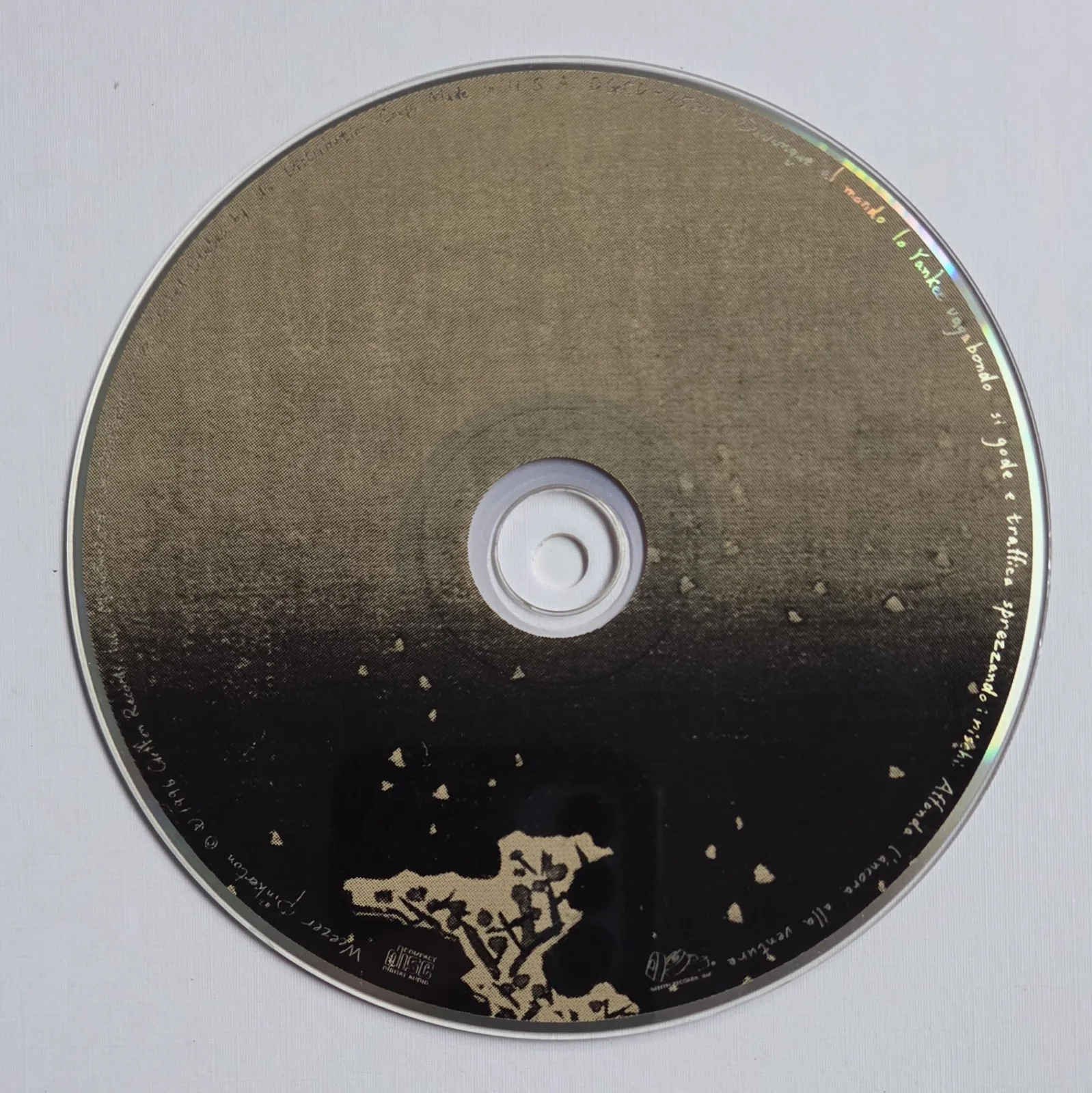 WEEZER AUTOGRAPHED CD DISPLAY BECKETT BAS LOA SIGNED RIVER CUOMO PRESENT GIFT, image 4