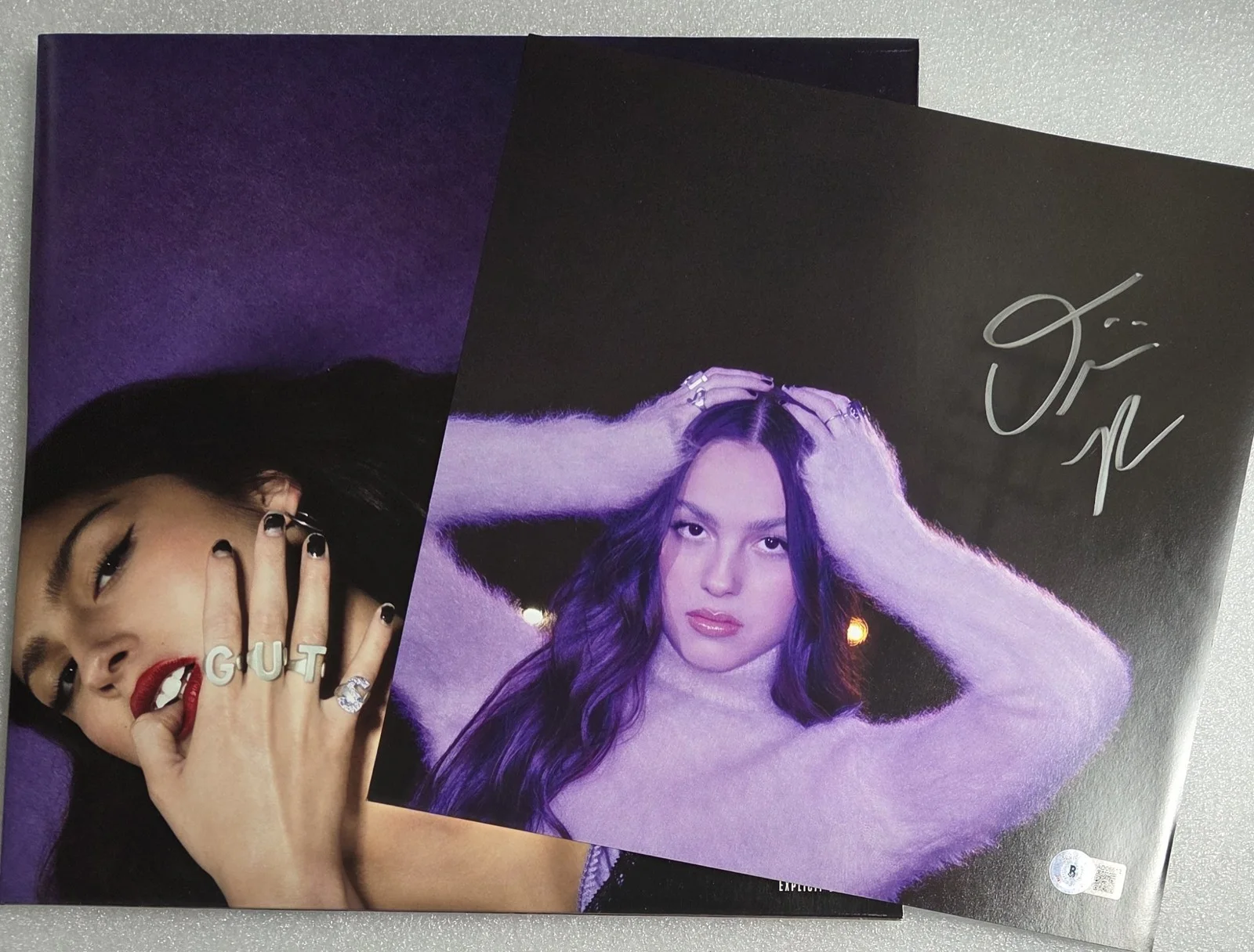 OLIVIA RODRIGO AUTOGRAPHED ART CARD BECKETT BAS COA W/ RECORD POP SIGNED MUSIC, изображение 2