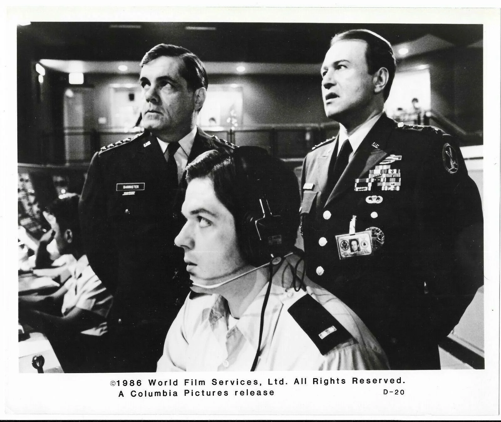 Vintage D.A.R.Y.L Movie Press Photo Scene Sci Fi Military Generals 10" x 8", изображение 3