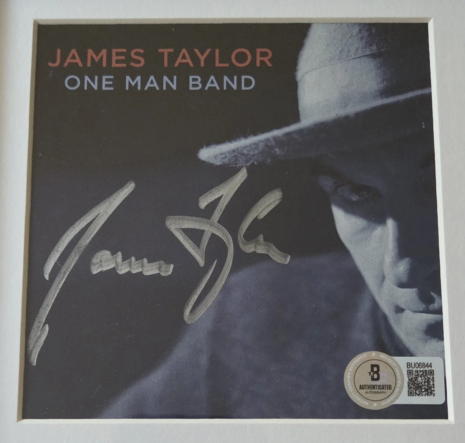 JAMES TAYLOR CD DISPLAY BECKETT BAS COA AUTOGRAPHED SIGNED BAND PRESENT GIFT, image 3
