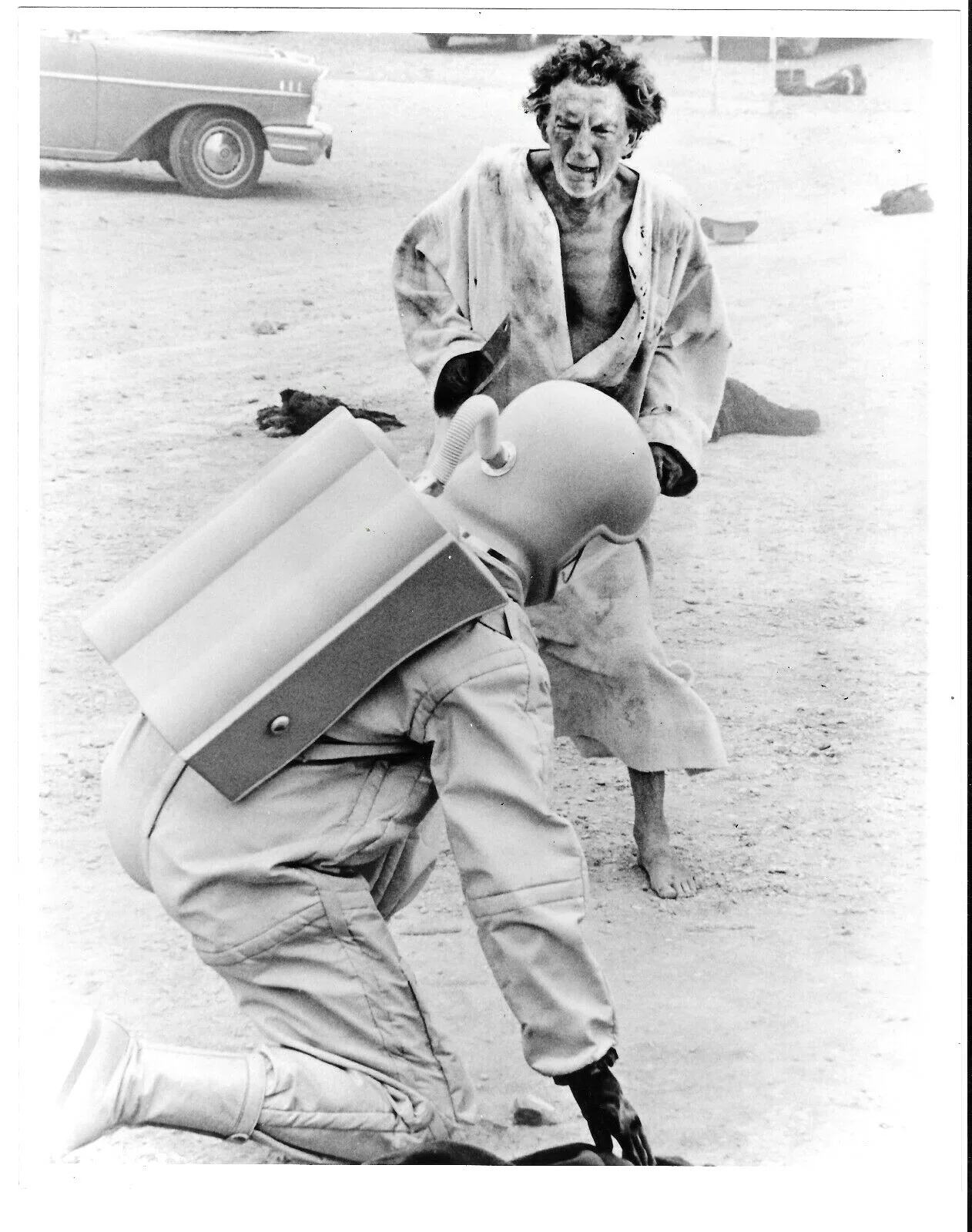 The Andromeda Strain Movie Press Photo Sci-Fi Virus Hazmat Suit 10" x 8", изображение 2