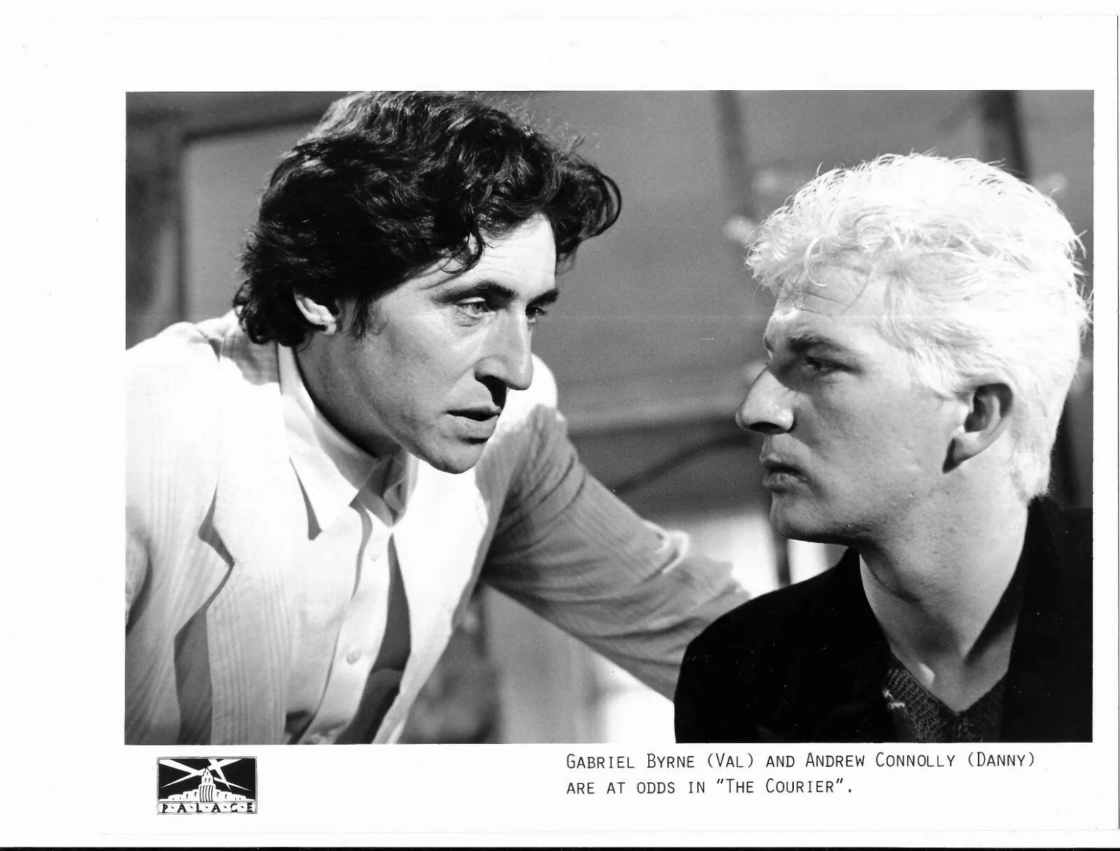 The Courier Movie Press Photos Gabriel Byrne Padraig O'Loingsigh 1988, изображение 3