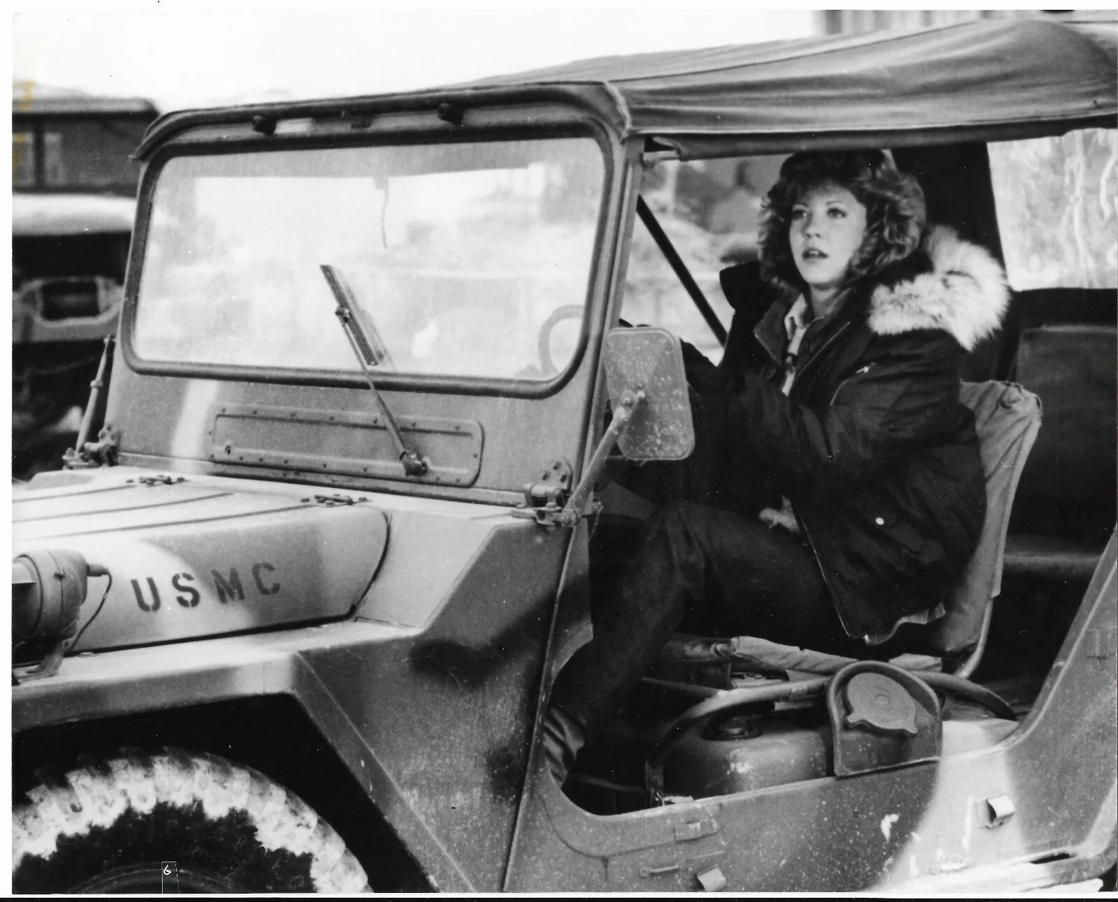 The Philadelphia Experiment Movie Press Photo Beautiful Nancy Allen Truck Sci-Fi, изображение 2