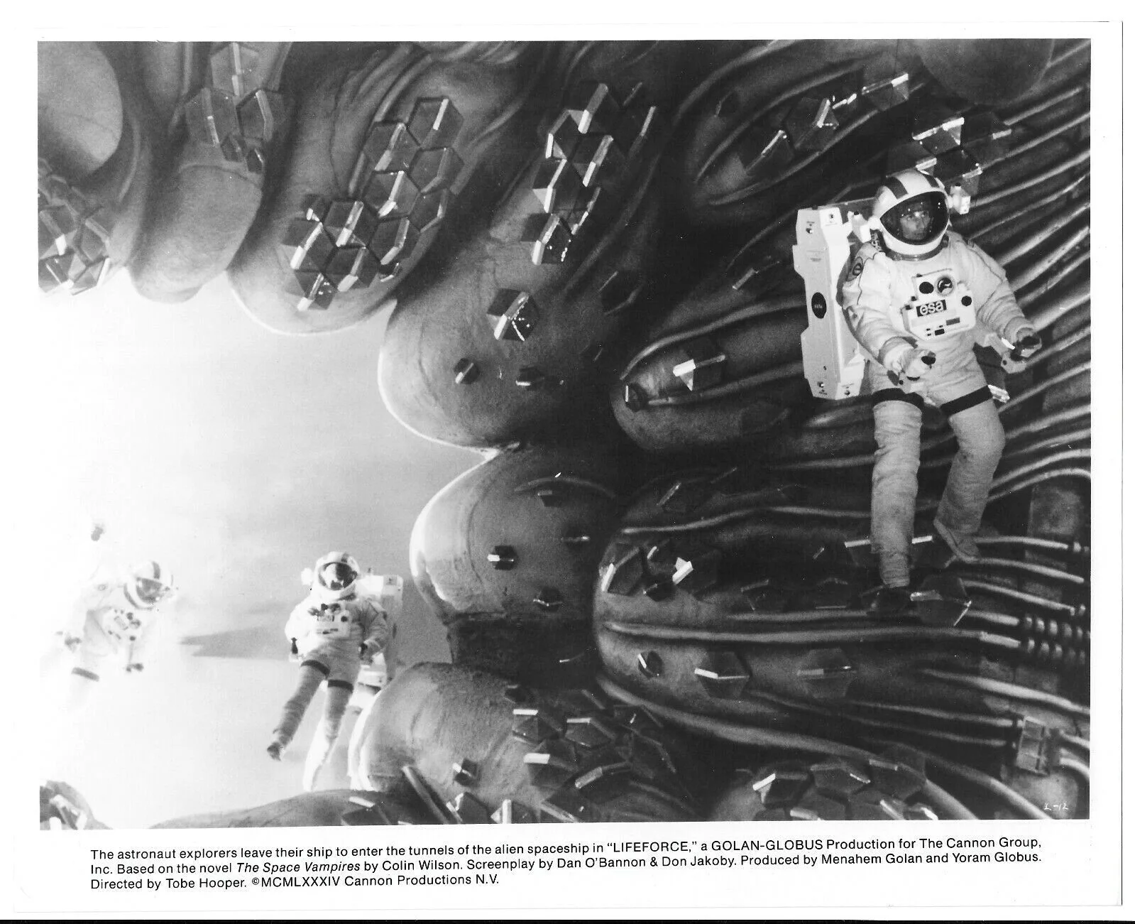 Lifeforce Press Photo Still Sci-Fi Horror Movie Astronauts Explore Alien Ship, image 2
