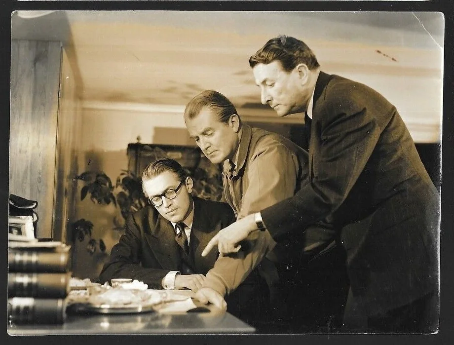 British Actor Jack Warner On Set Photos Valley Of Eagles Movie Film Lot 1951, изображение 3