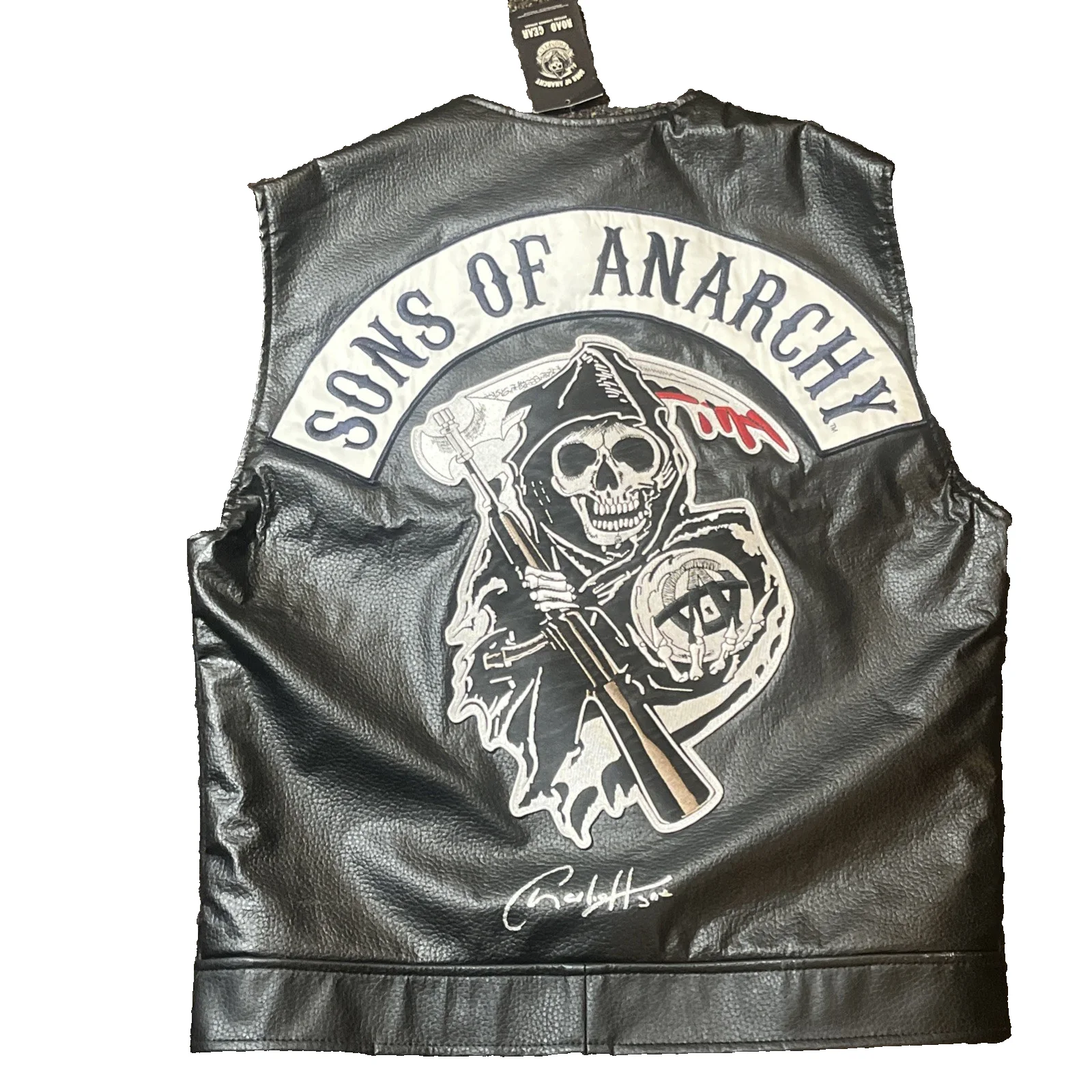 Charlie Hunnam — Charlie Hunnam Autographed Sons of Anarchy Vest – JSA Certified