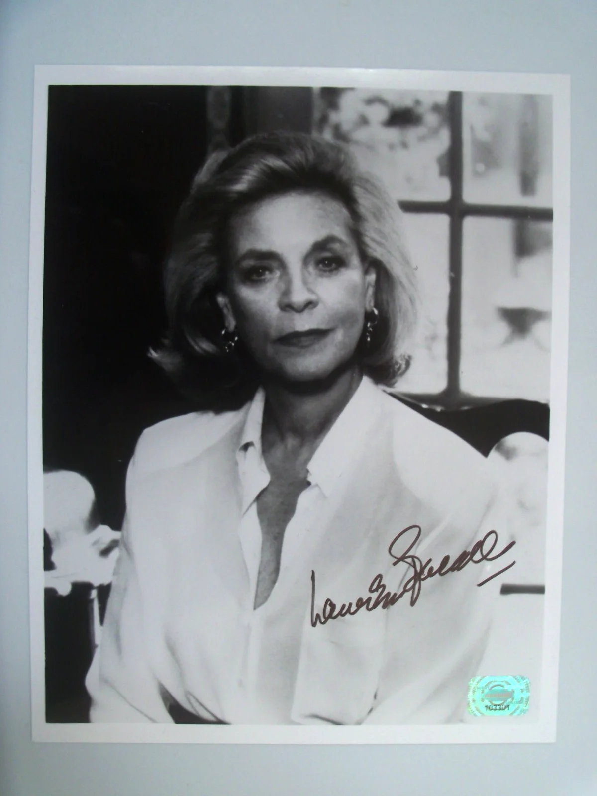 Lauren Bacall — LAUREN BACALL Signed Autographed Photo 8X10 W/ Hologram/Serial #