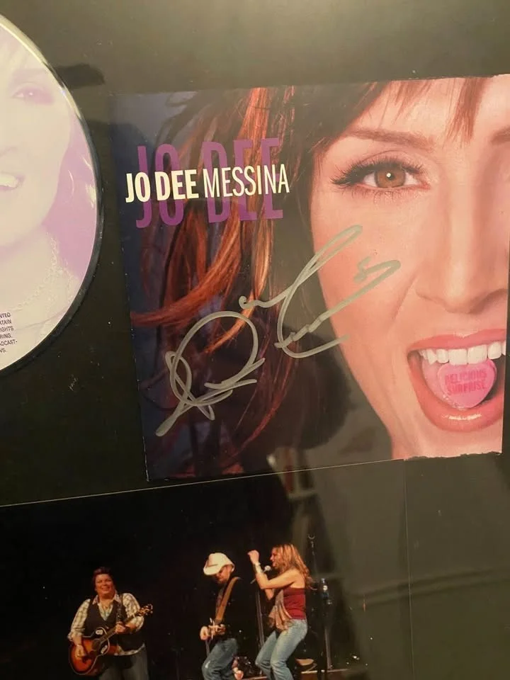 Joe Dee Messina Signed Album Cover, With CD, Original Photos & Concert Ticket, изображение 2