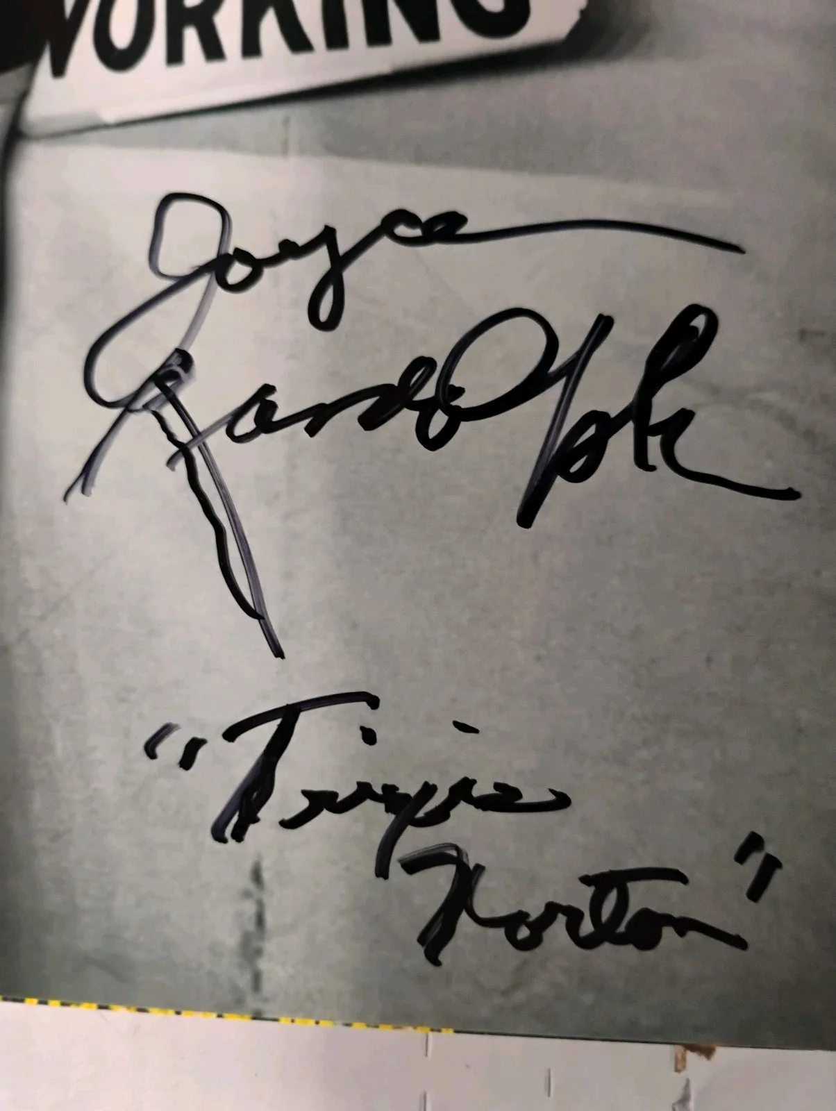 JOYCE RANDOLPH — R.I.P THE HONEYMOONERS STAR JOYCE RANDOLPH TRIXIE SIGNED AUTOGRAPHED 8x10 PHOTO, изображение 2