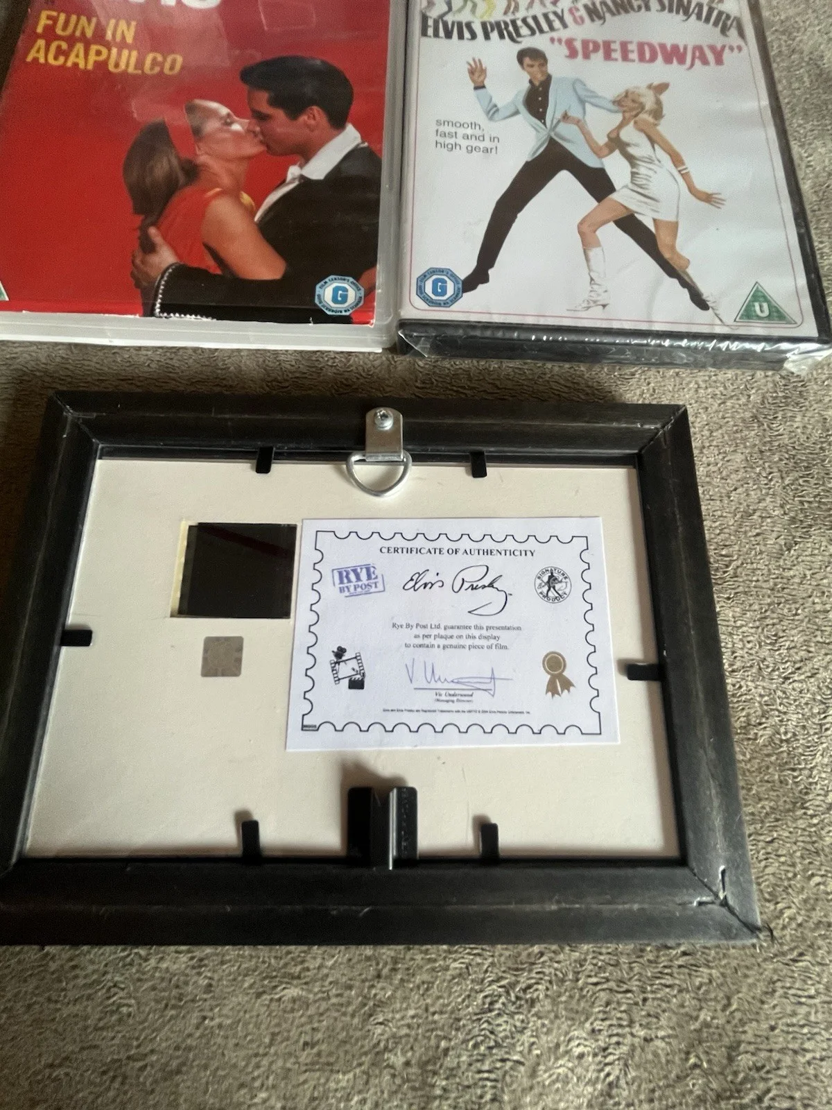 2x Elvis Film cell Pictures And 2 Elvis DVDs, image 4