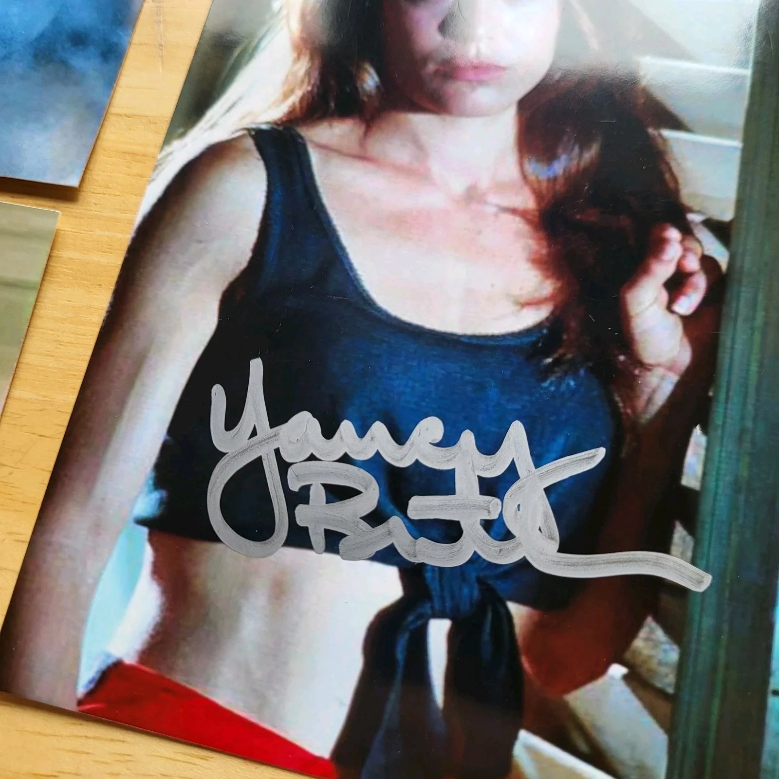 Yancy Butler — Yancy Butler Witchblade Kick Ass Hand Signed 4x6 Autograph Photos, image 5