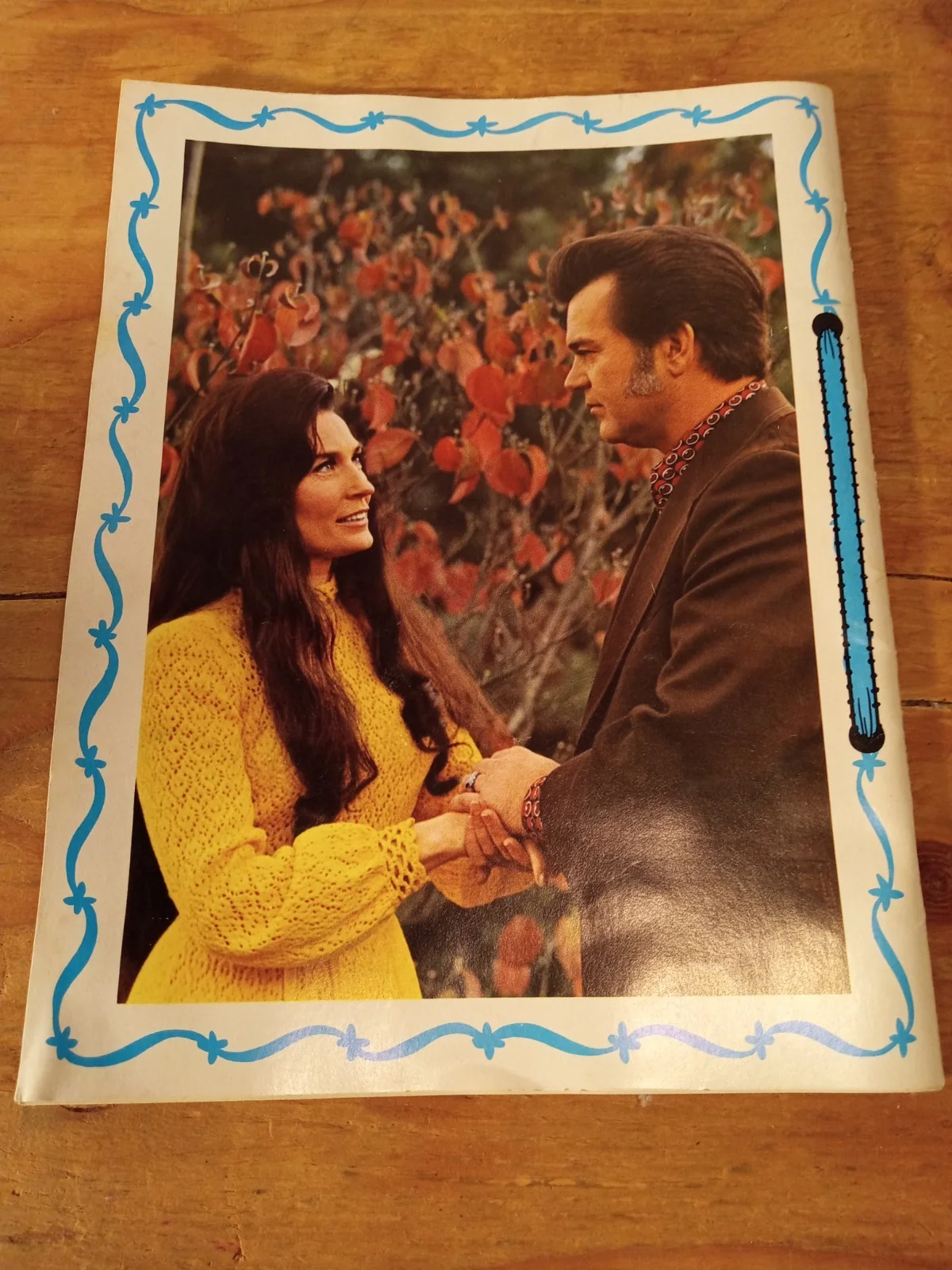 Loretta Lynn Thru The Years "Scrapbook" Hand Signed The Coal Miners Autograph, image 4