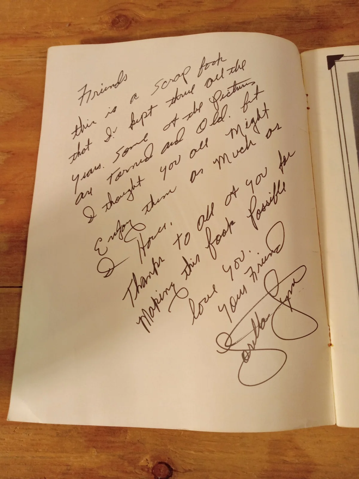 Loretta Lynn Thru The Years "Scrapbook" Hand Signed The Coal Miners Autograph, image 5