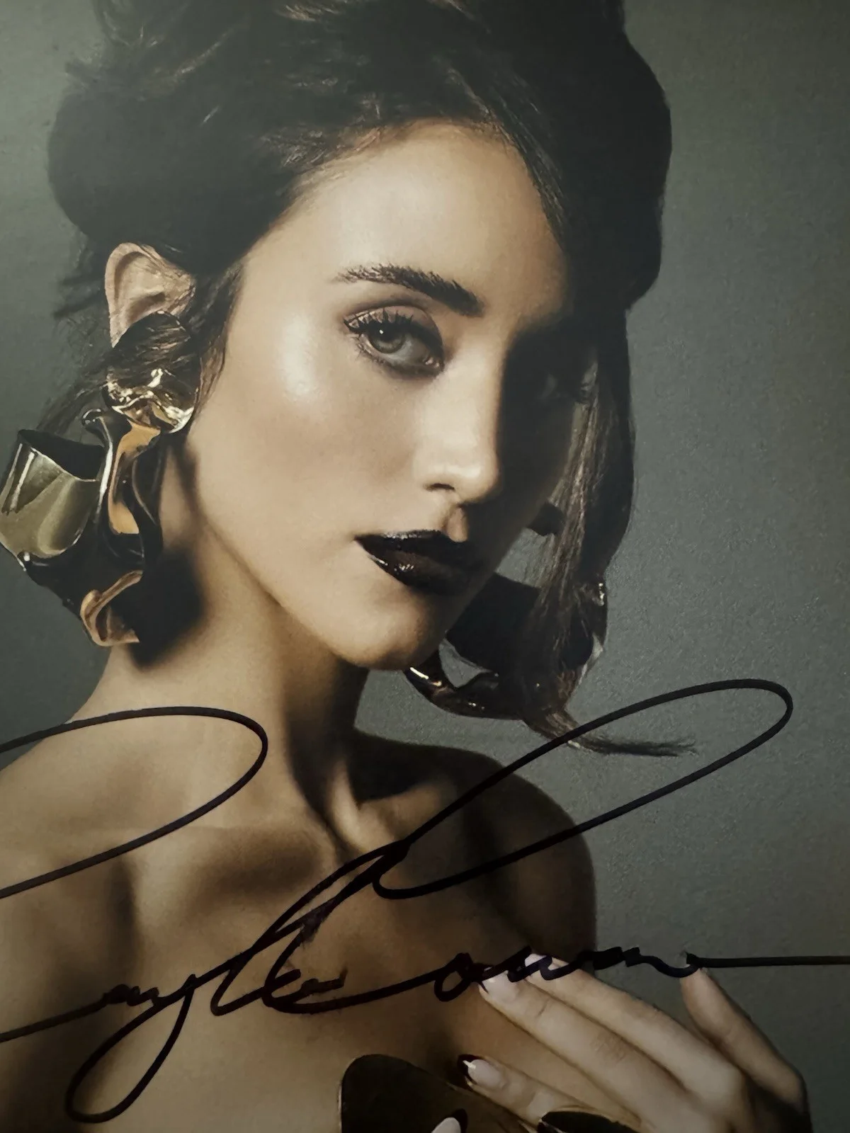 Caylee Cowan — Caylee Cowan Signed Willy’s Wonderland 8x10 Photo Autograph, изображение 3
