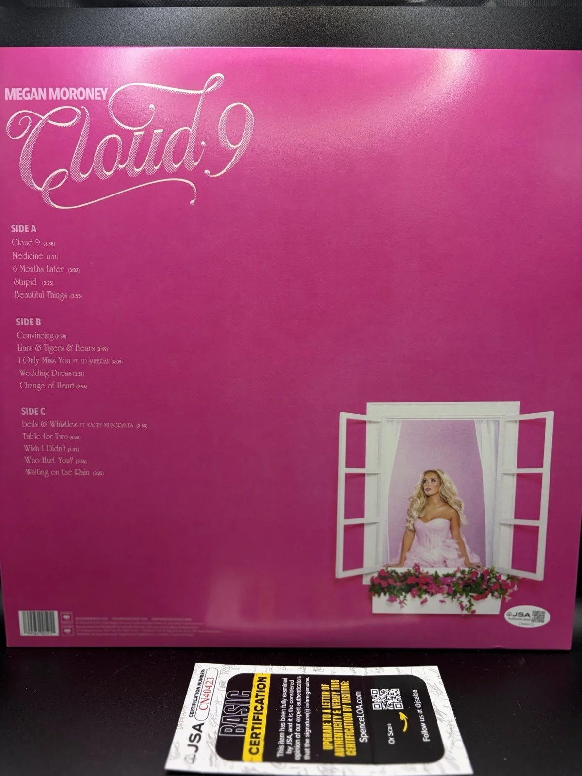 MEGAN MORONEY - Cloud 9: Megan's Signature Pink Signed Vinyl LP JSA COA, изображение 4
