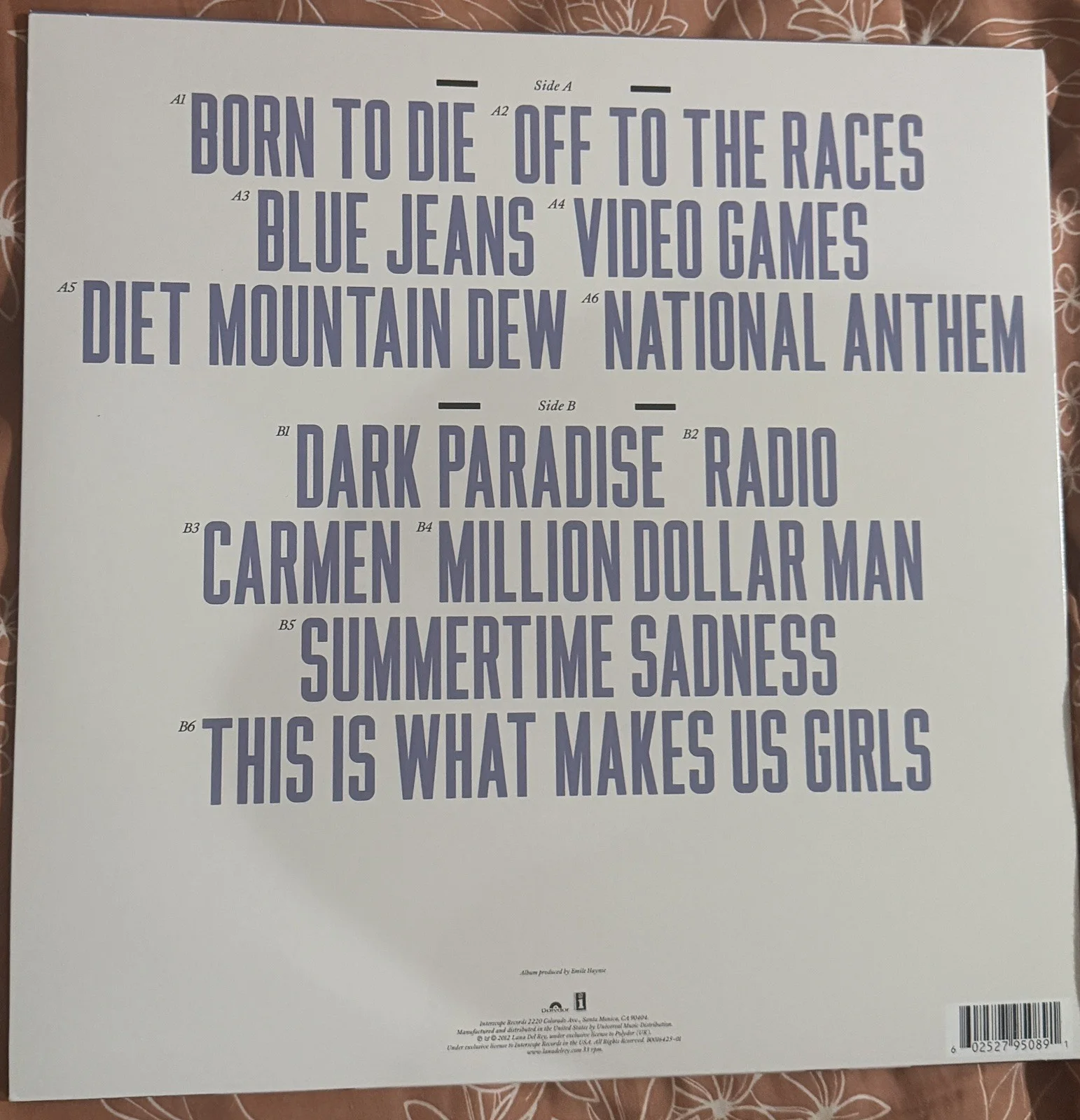Lana Del Rey Born To Die Signed Autographed Record with a heart ❤️/ Album Cover, изображение 3