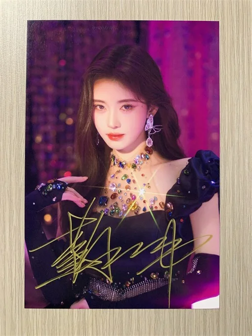 6" 鞠婧祎/Jingyi‌ Ju Hand Signed Autographed Photo Autographs Collection Original, image 2