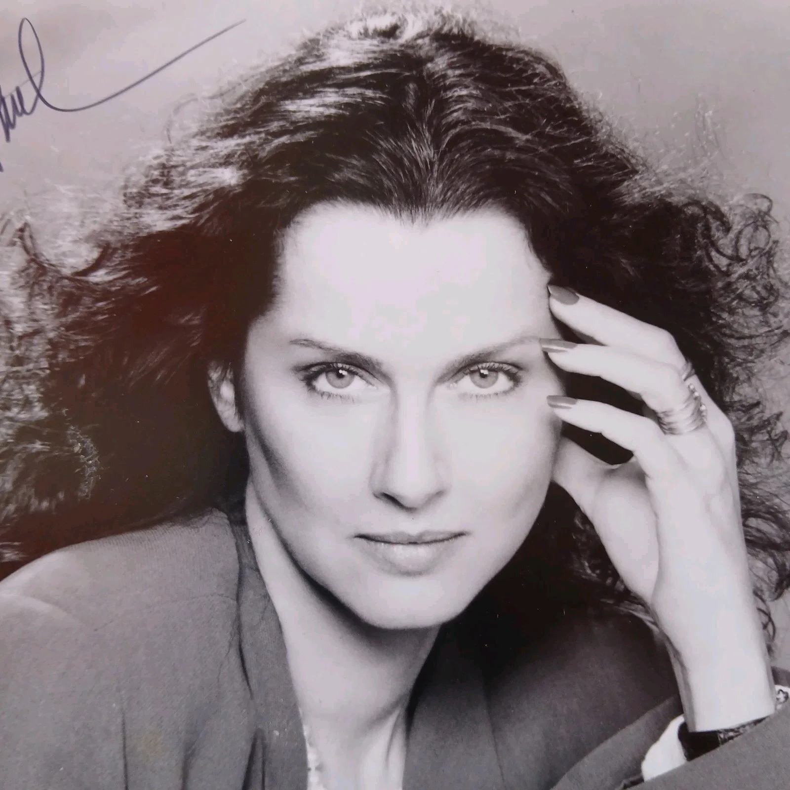 veronica hamel — veronica hamel signed 8x10 photo stunning hill st. blues actress, изображение 3