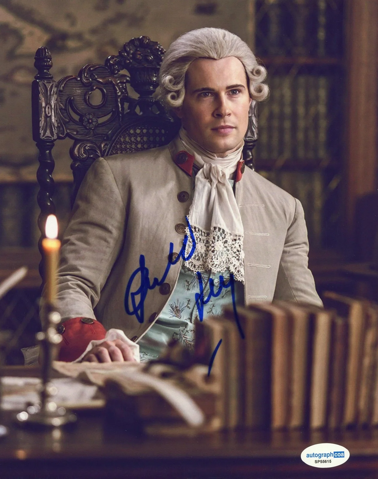 David Berry — David Berry "Outlander" AUTOGRAPH Signed 'Lord John Grey' 8x10 Photo D ACOA, image 2