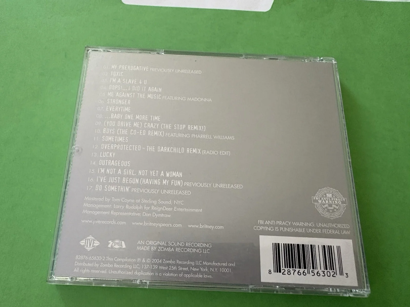 Britney Spears Greatest Hits My Prerogative Signed CD & Booklet Original, image 3