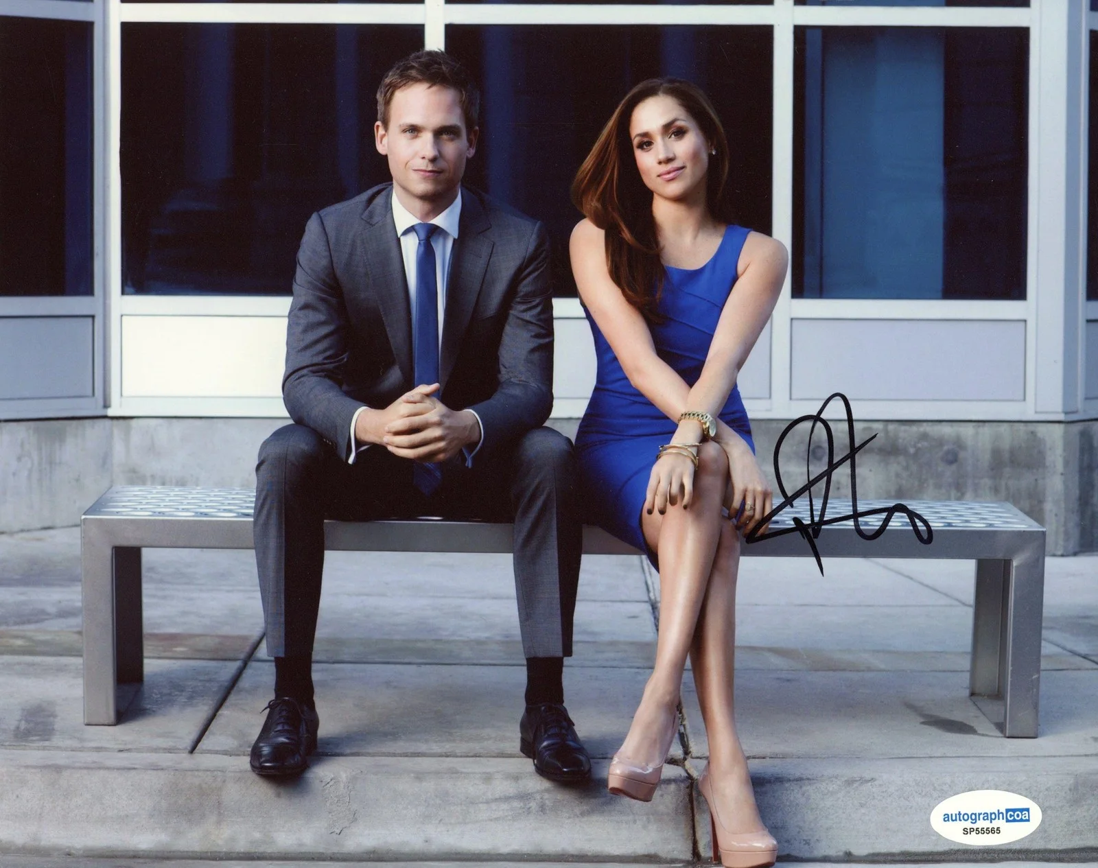 Patrick J. Adams — Patrick J. Adams "Suits" AUTOGRAPH Signed 'Mike Ross' 8x10 Photo B ACOA, изображение 2