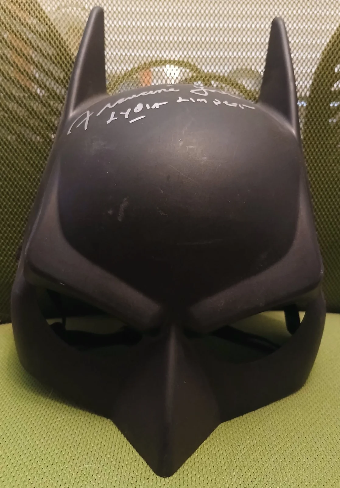 Francine York "Lydia Limpet" Signed Toy Mask. JSA Certified COA. Batman Series, image 4