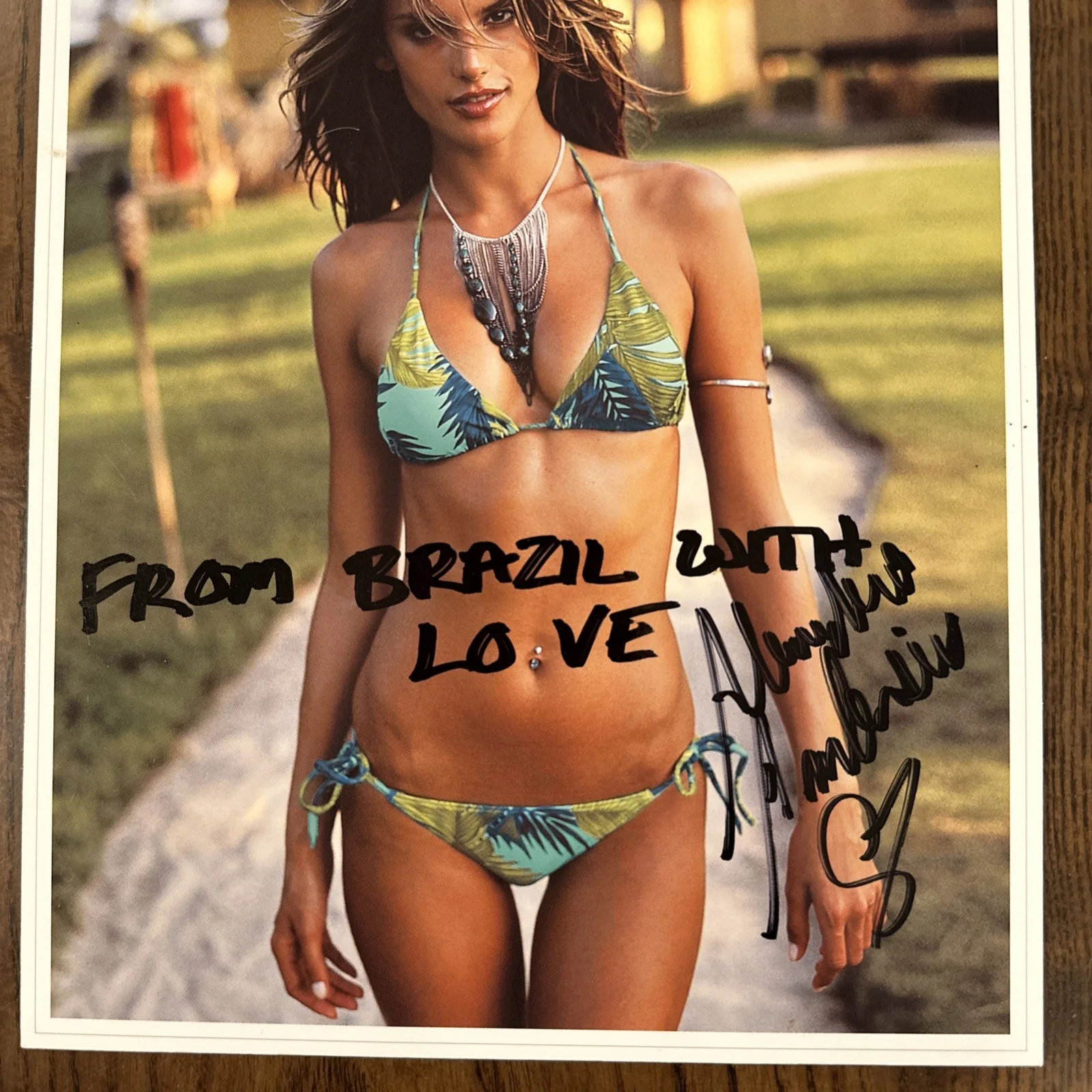 Alessandra Ambrosio — ALESSANDRA AMBROSIO Signed 8 x 10 Photo Bikini Pose Autographed, изображение 4
