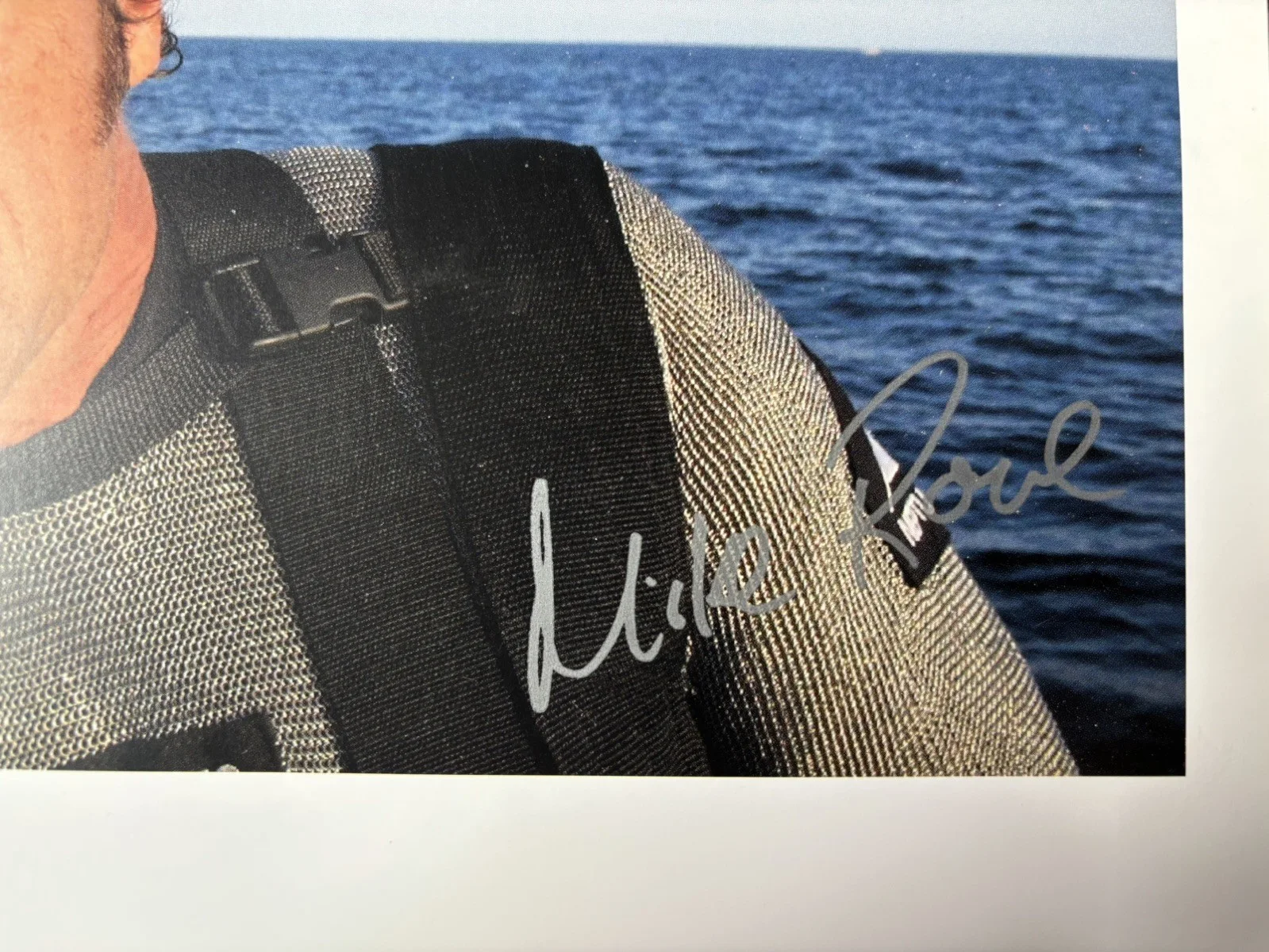 Mike Rowe — MIKE ROWE Autographed Signed 8x10 DIRTY JOBS Shark Week Photograph, изображение 3