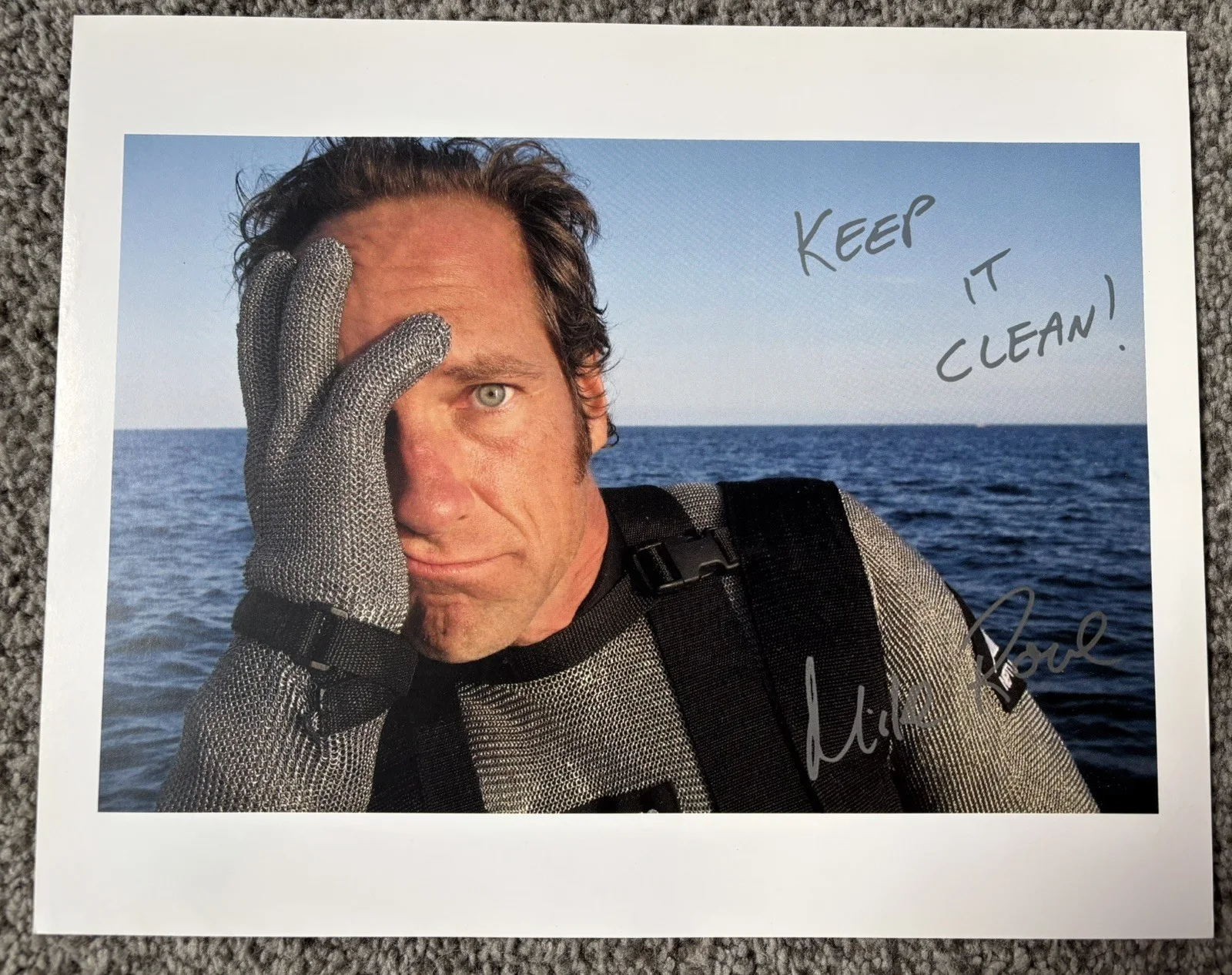 Mike Rowe — MIKE ROWE Autographed Signed 8x10 DIRTY JOBS Shark Week Photograph, изображение 4