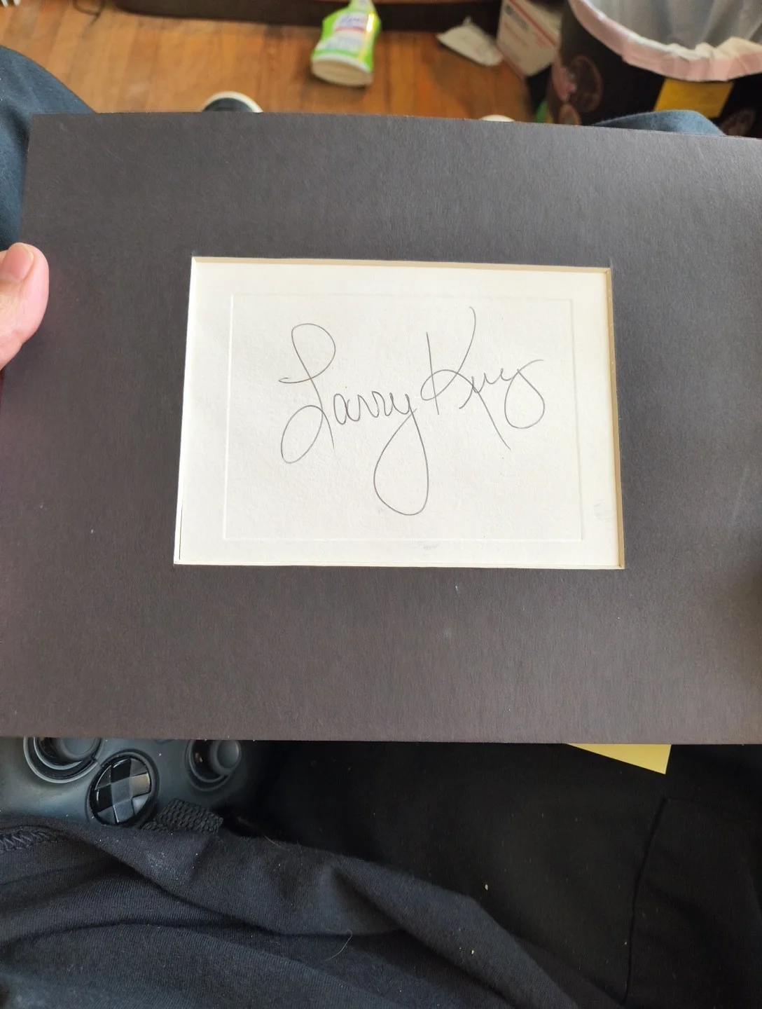 Larry King Autograph On A Cardboard Hanger, image 2