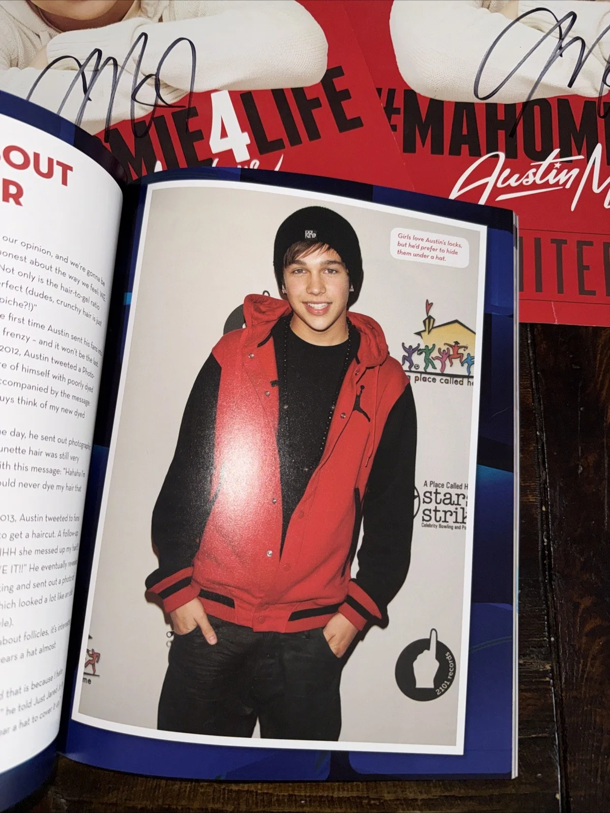 Austin Mahone 2 Signed Posters And Book, image 4