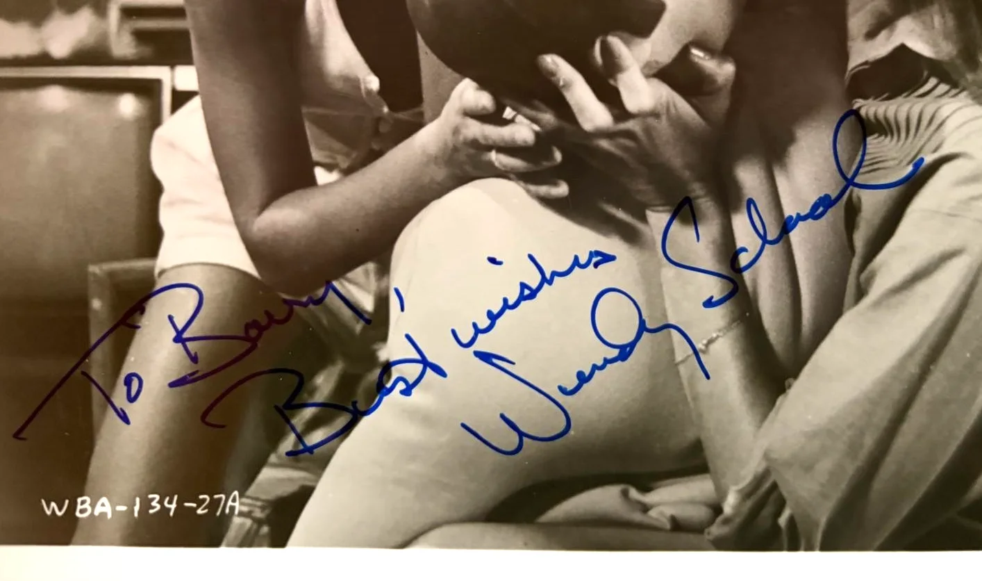 Lynn-Holly Johnson, Wendy Schaal — LYNN-HOLLY JOHNSON & WENDY SCHAAL SIGNED AUTOGRAPHED 8X10 PHOTO WHERE BOYS PSA, изображение 3