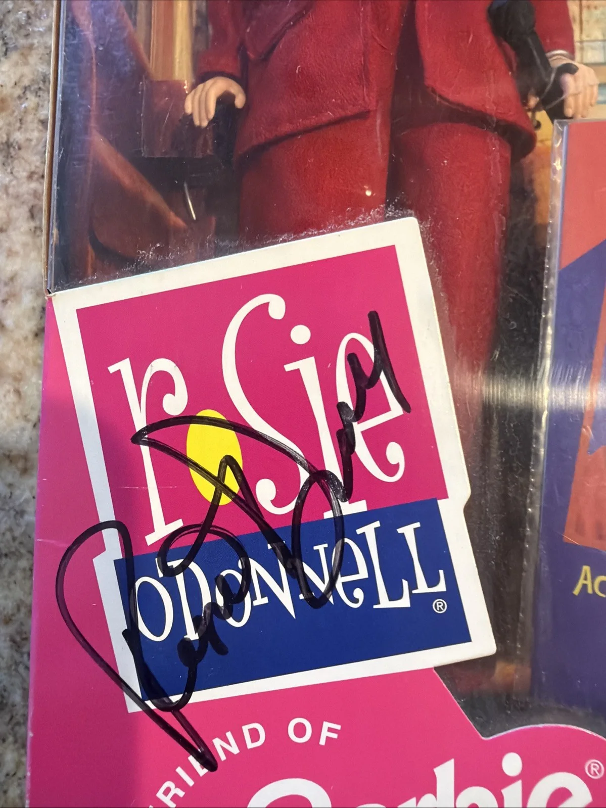 Rosie O’Donnell — Autographed 1999 Rosie O'Donnell Show Barbie Doll In Original Box w Signed Book, изображение 2