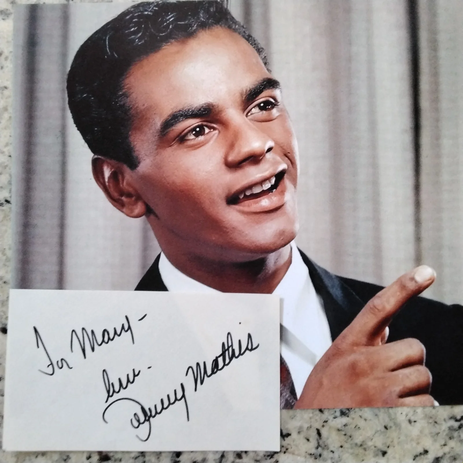 Johnny Mathis SIGNED Paper Photo Singer Misty Chances Are Wonderful 12th Never, изображение 2