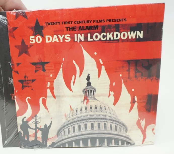 CD, DVDs, Cards The Alarm Signed Christmas Gathering 50 Days in Lockdown Omega, изображение 4