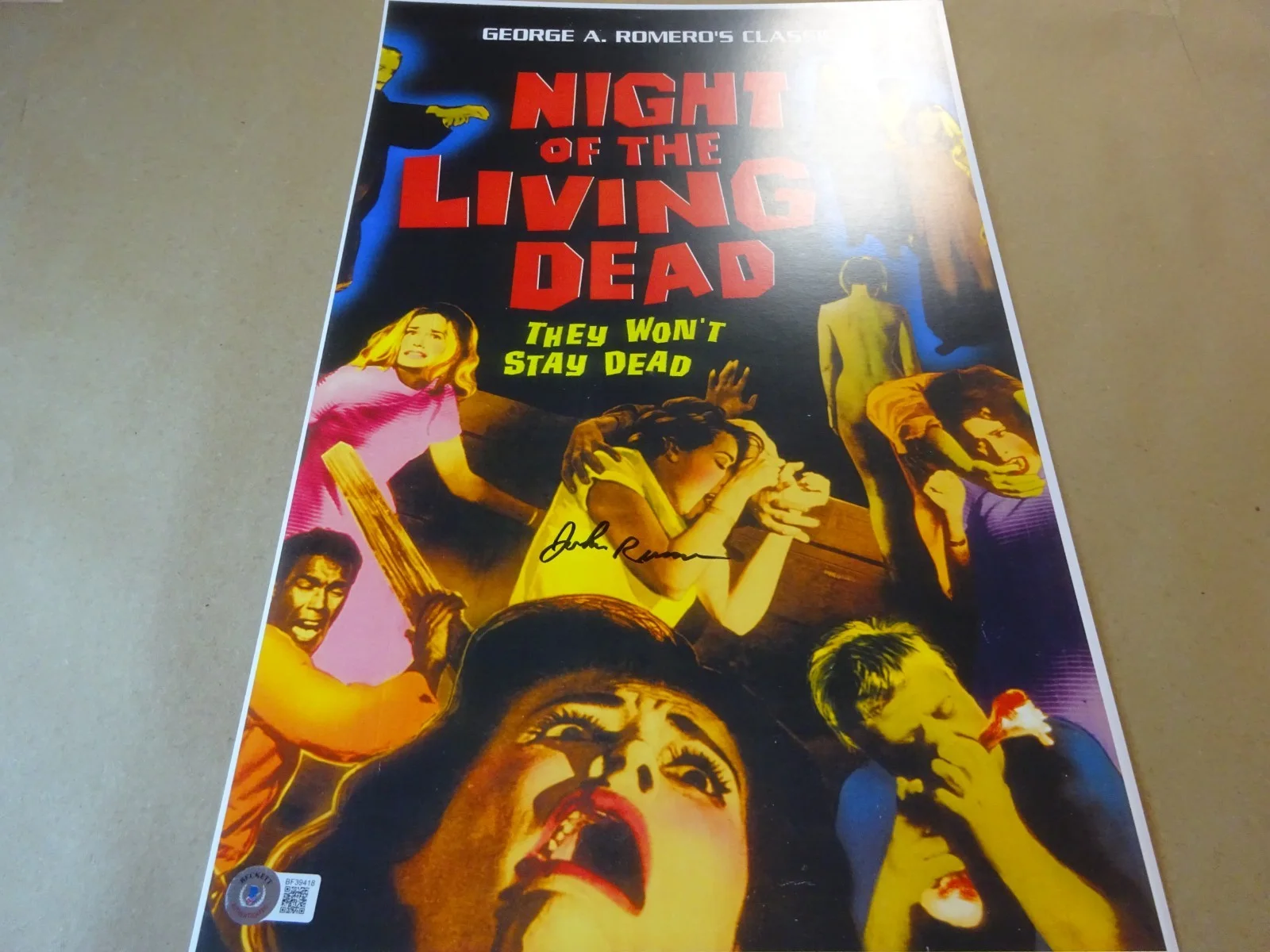 John Russo — Signed John Russo Autographed Night Of The Living Dead 11"x17" Photo Beckett COA, изображение 2