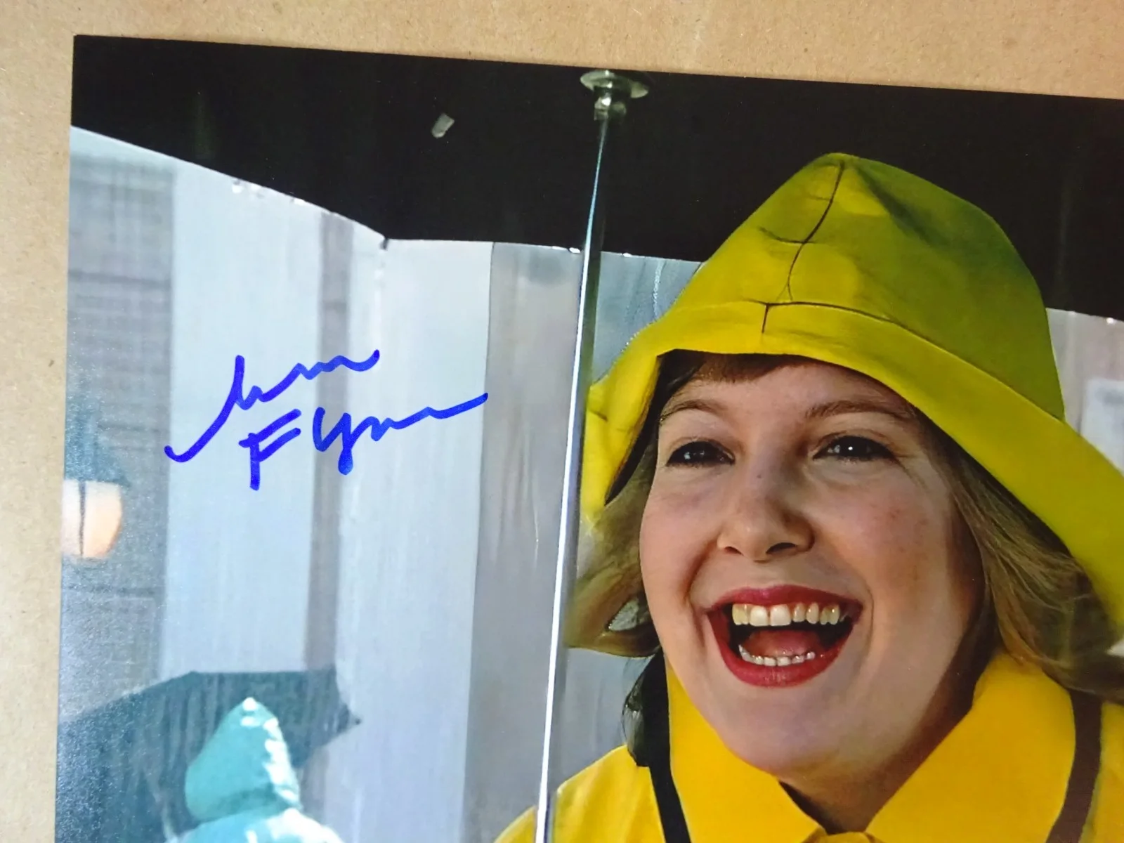 Miriam Flynn — Autographed Miriam Flynn Signed 8"x10" Photo Mr. Mom JSA COA, image 3