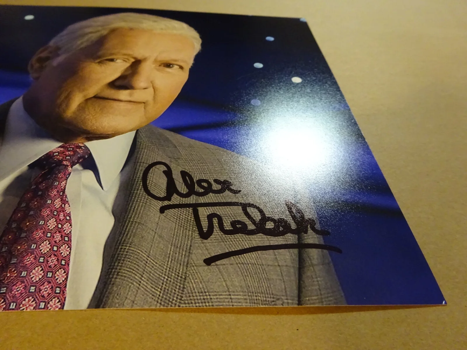 Alex Trebek — Autographed ALEX TREBEK Signed 8"x10" Photograph JEOPARDY Beckett BAS COA, изображение 4