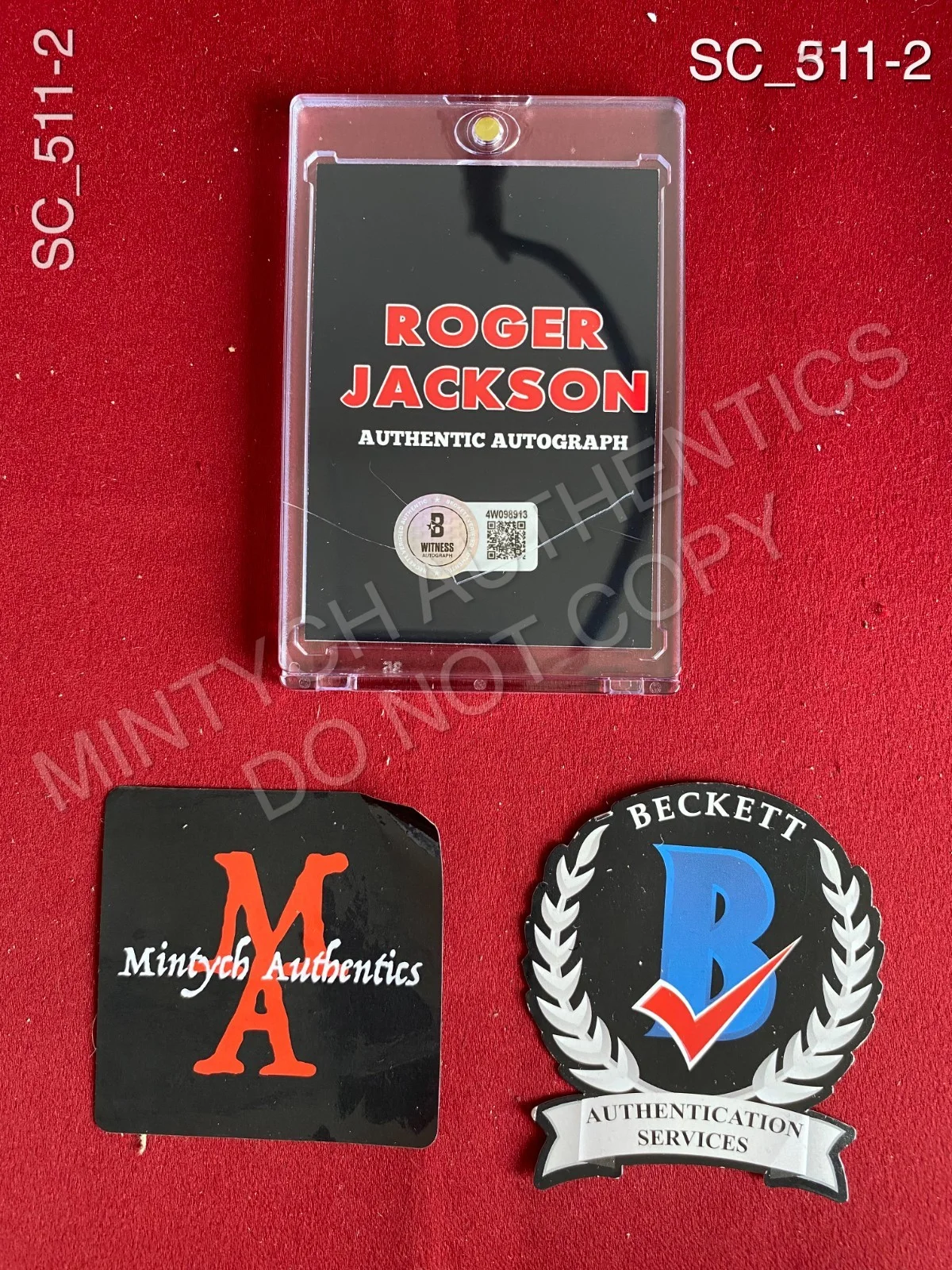 Roger L. Jackson — Roger L. Jackson signed Scream Ghost Face custom trading card Beckett COA, image 2