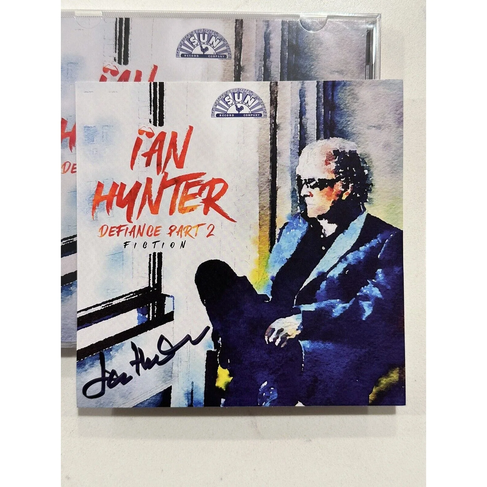 IAN HUNTER/MOTT AUTOGRAPHED "DEFIANCE PART 2" SIGNED ARTCARD NEW SEALED CD 2024, изображение 2