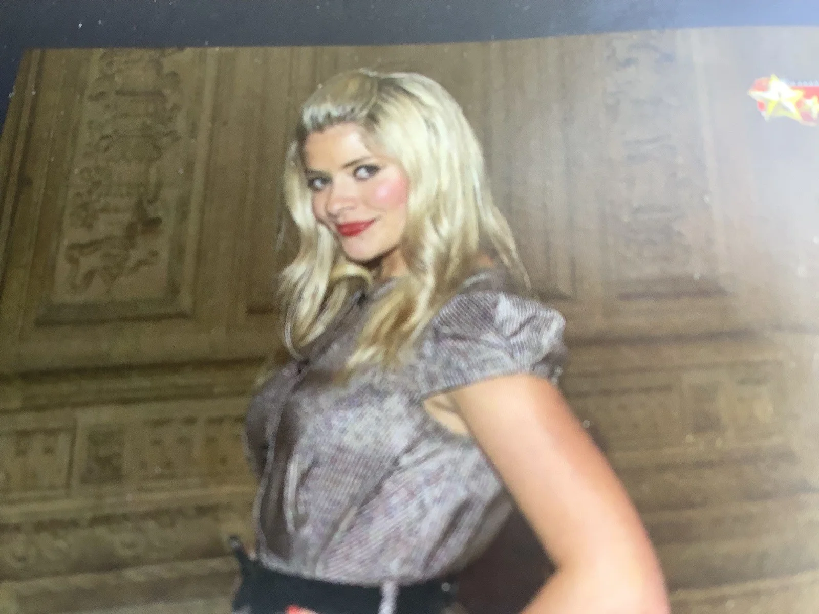 2023 Holly Willoughby Calendar almost mint regretfully a little nick bottom edge, image 3