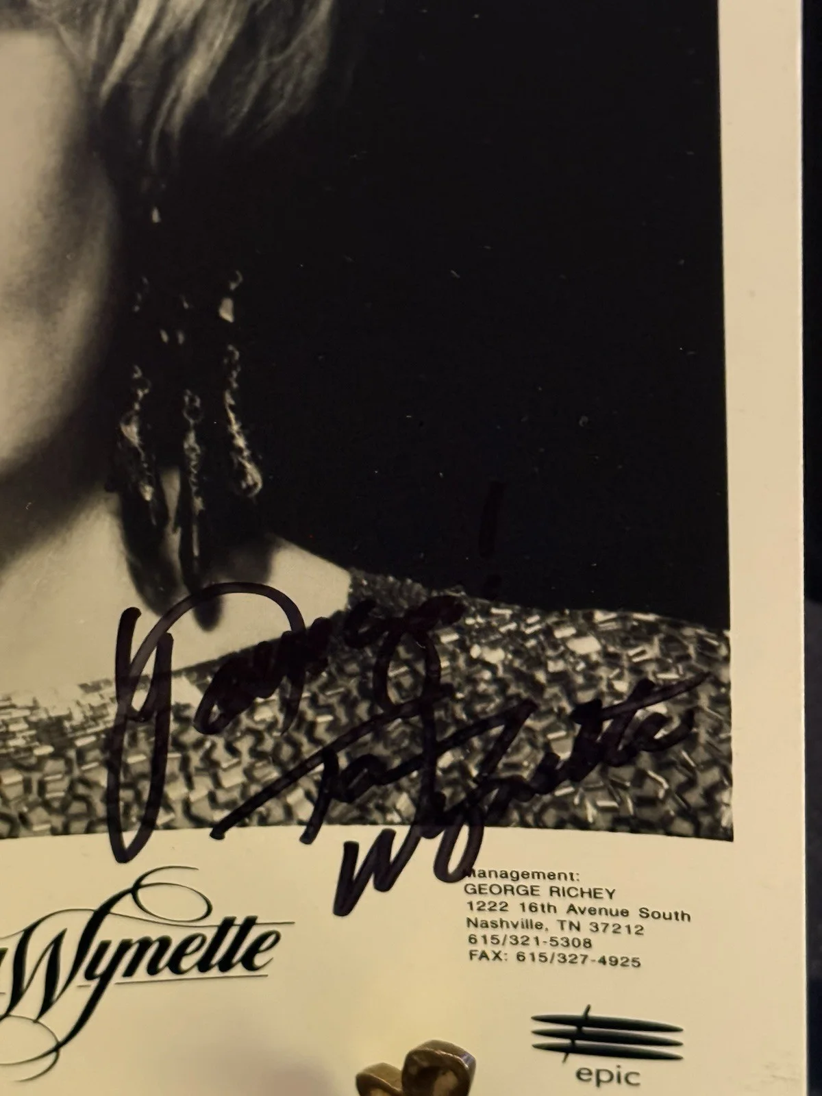 Tammy Wynette B/W Autographed 8X10 Photo, image 2
