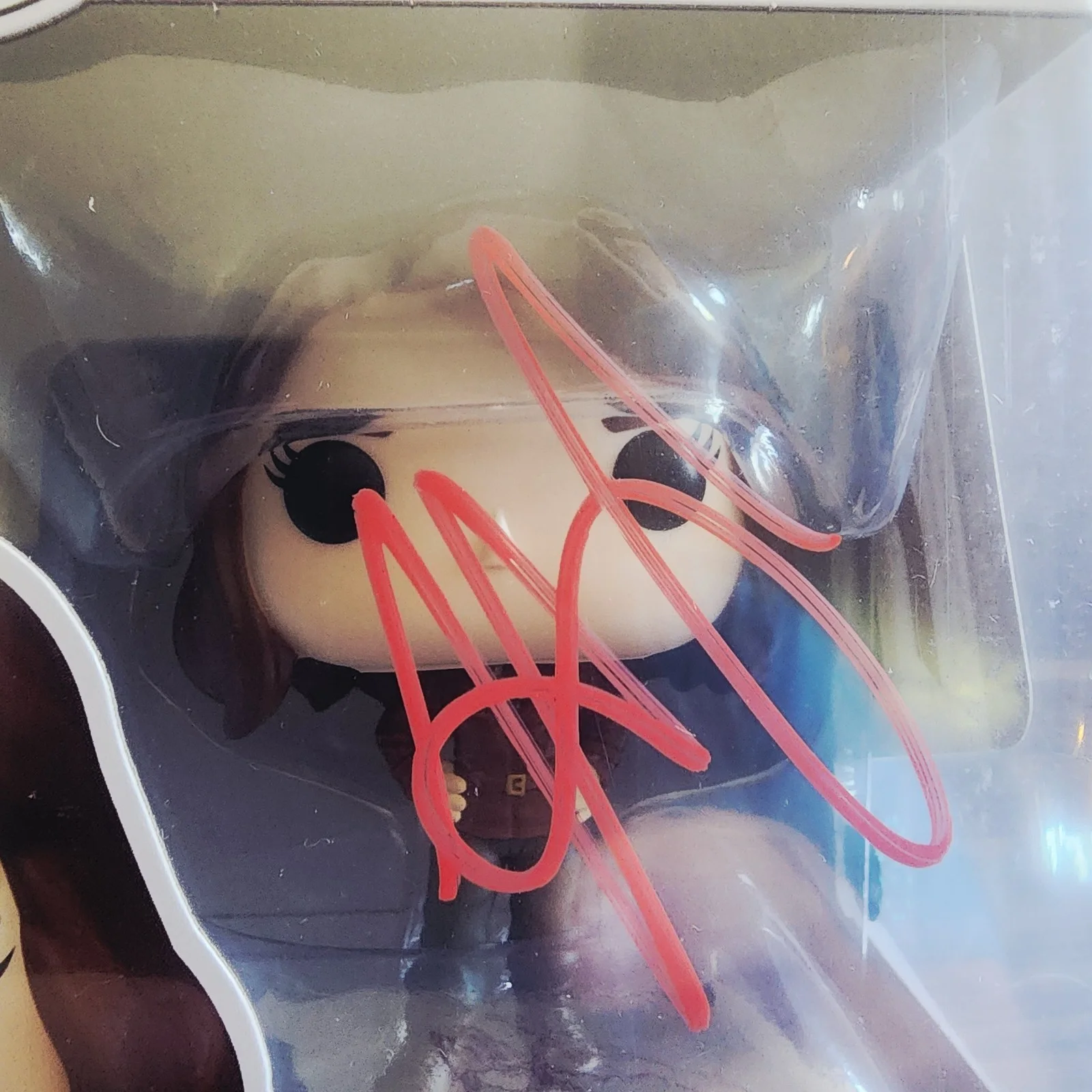 Hayley Atwell — Hayley Atwell Signed Peggy Carter Funko PC/COA Infinity Saga # 1475, изображение 2