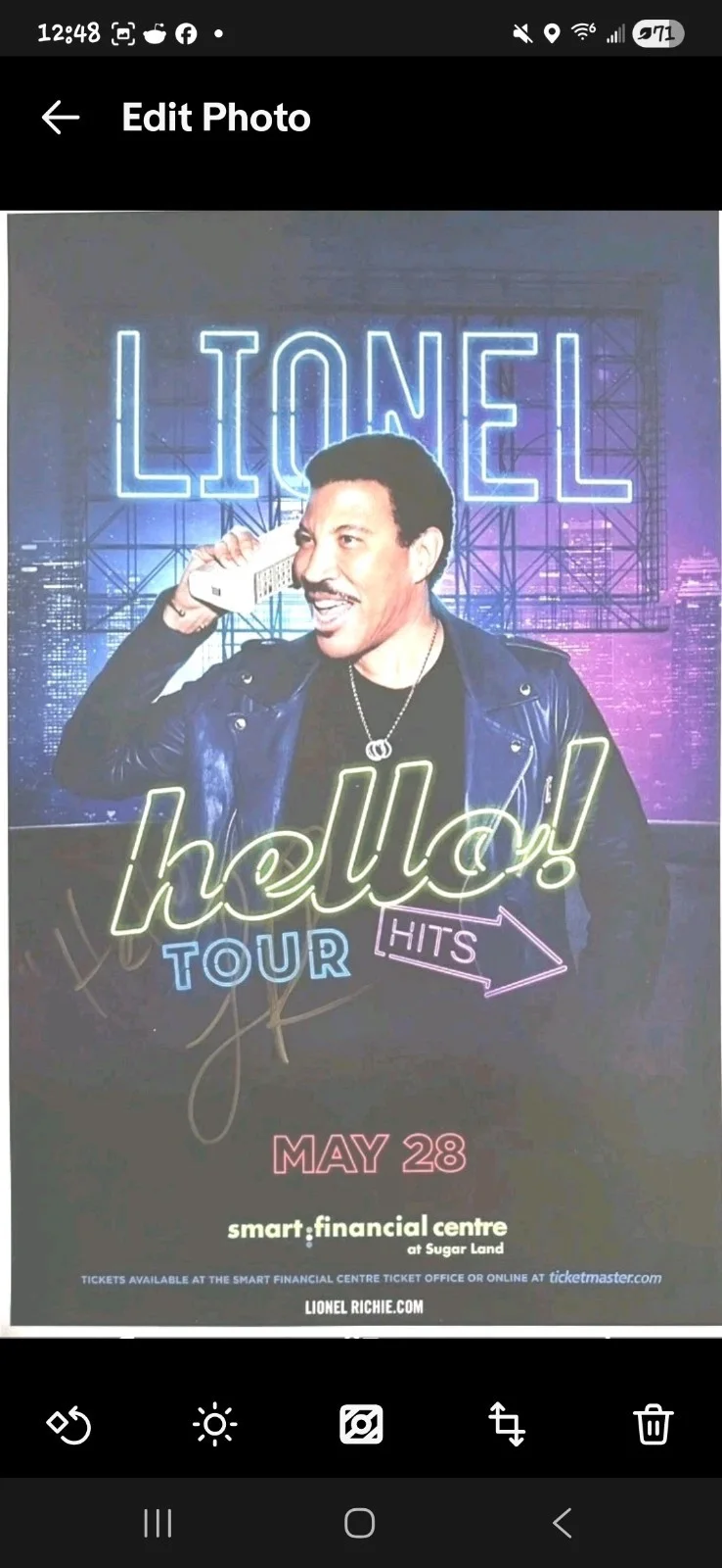 Lionel Richie — Lionel Richie Signed 11x17 Hello Smart Financial Centre At Sugar Land TX. Gold, изображение 3
