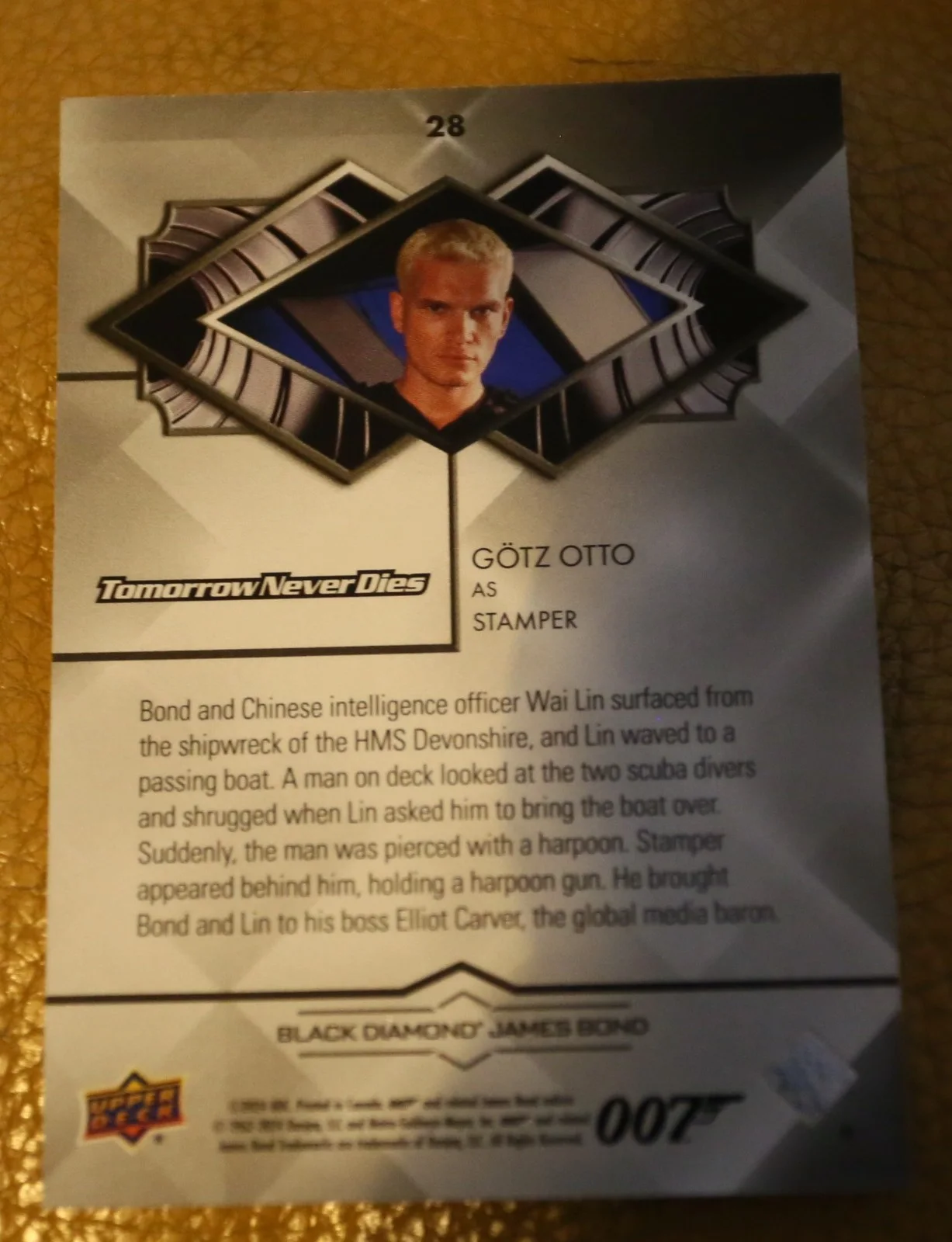 JAMES BOND NUMBER 54 of 199 GOTZ OTTO STAMPER BLACK DIAMOND TRADING CARD, изображение 2