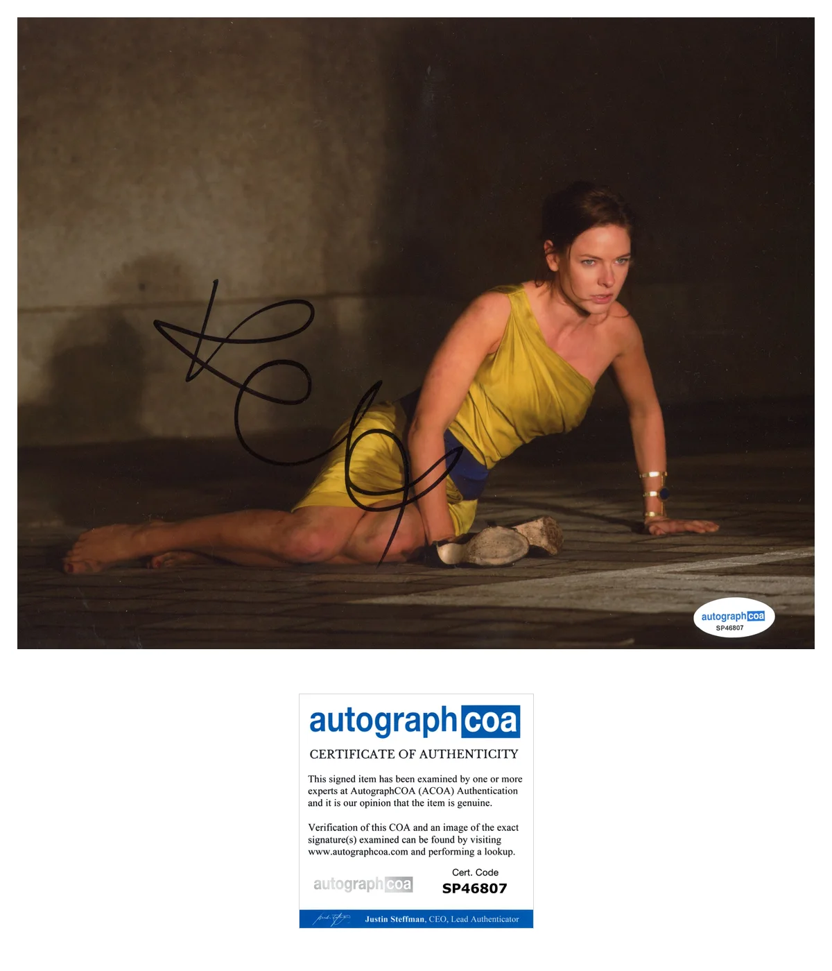 Rebecca Ferguson Mission Impossible Autographed Signed 8x10 Photo ACOA, изображение 2
