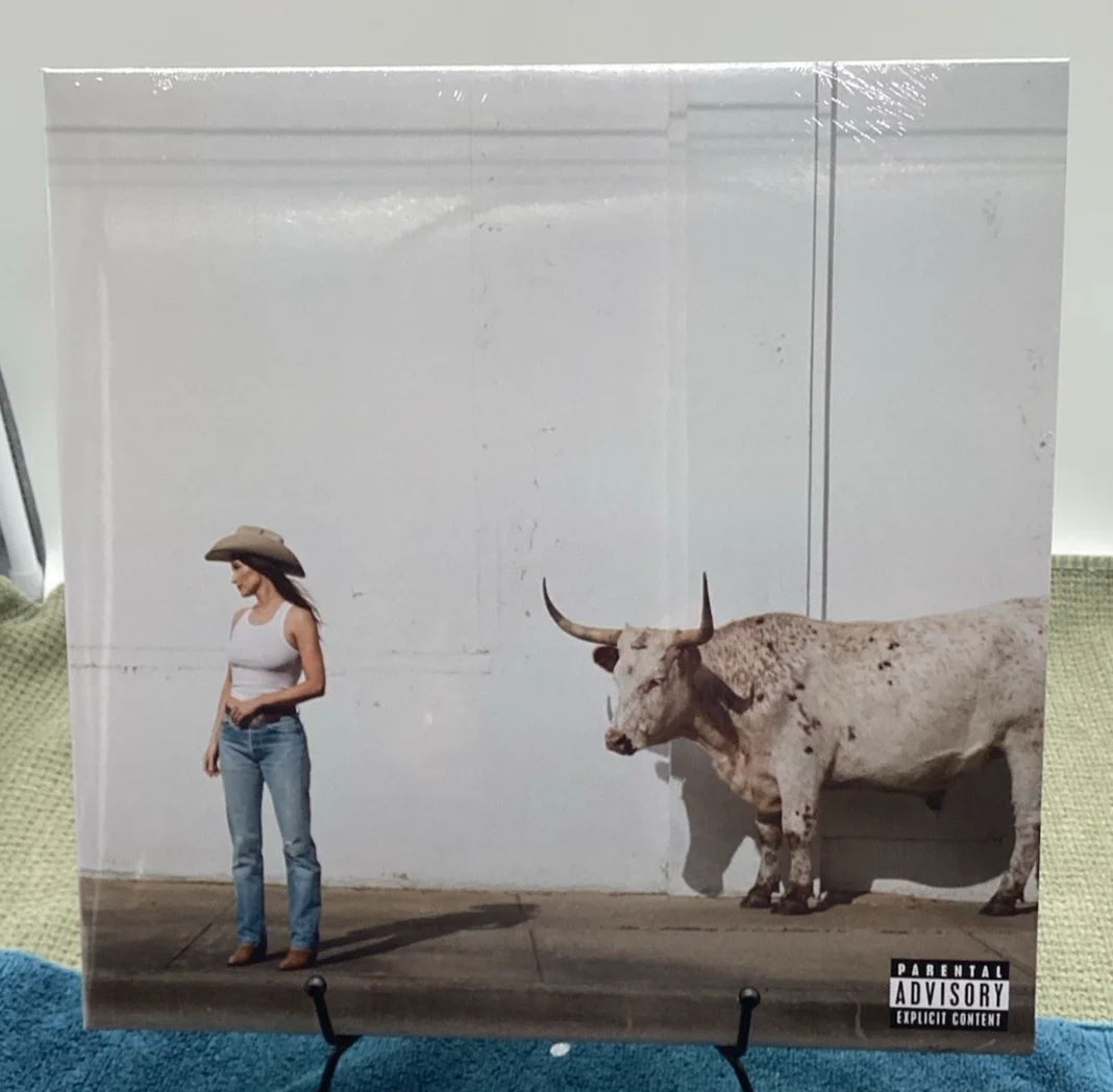 Kacey Musgraves - Middle Of Nowhere Colored Vinyl Signed Art Card, изображение 3