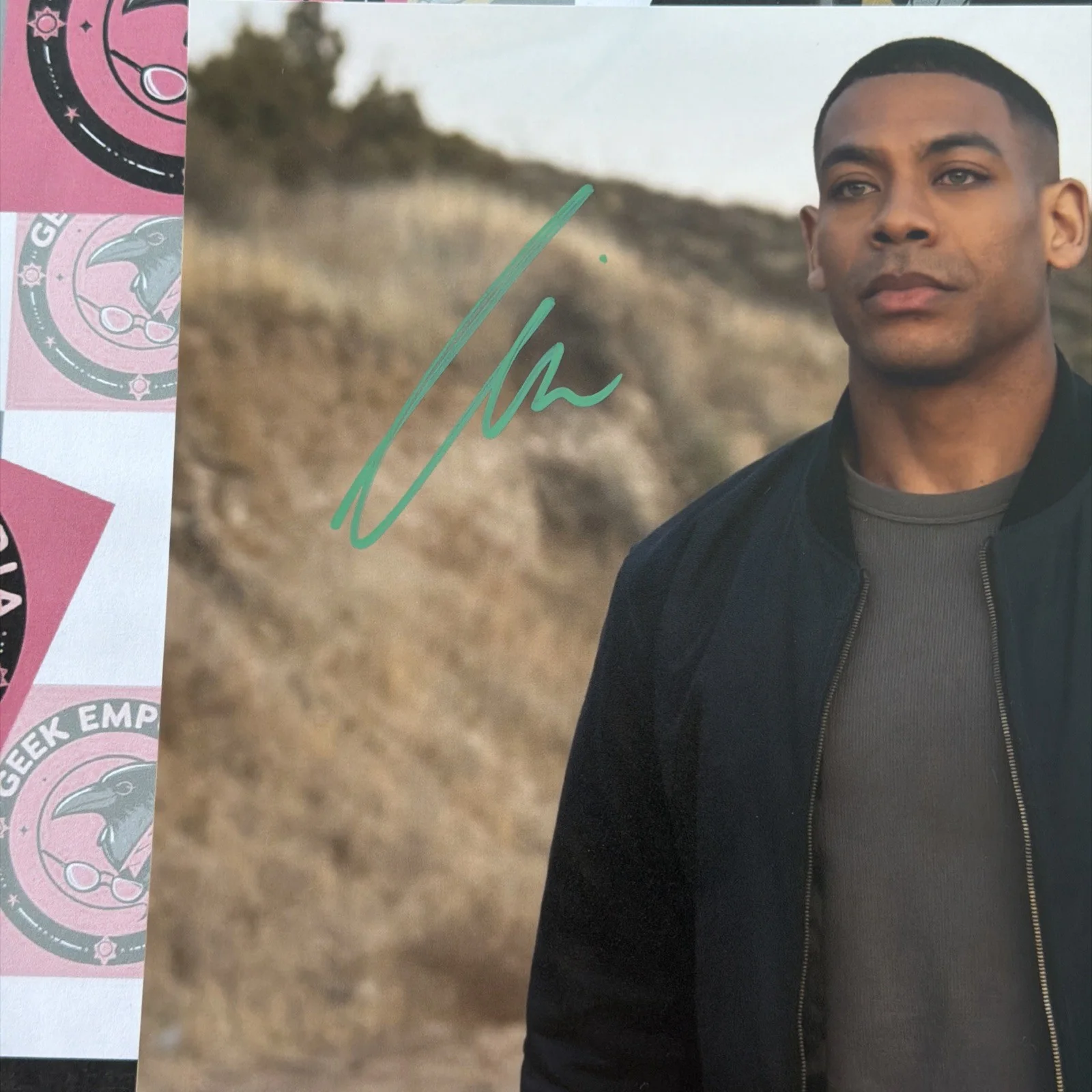 AARON PIERRE - Genuine hand signed autograph 8X10 (LANTERNS), image 2